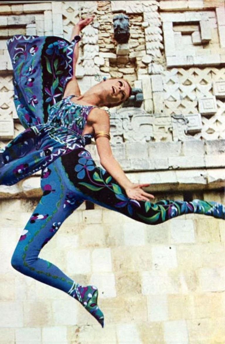 1960s Pucci Turquoise Printed Leggings For Sale 3