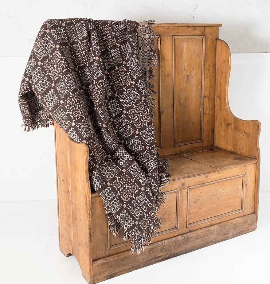 A large 1960s welsh wool tapestry blanket in a lovely dark brown colourway with light brown and cream tones.
A thick, warm, double sided blanket with twisted fringe to three sides.
In excellent condition.