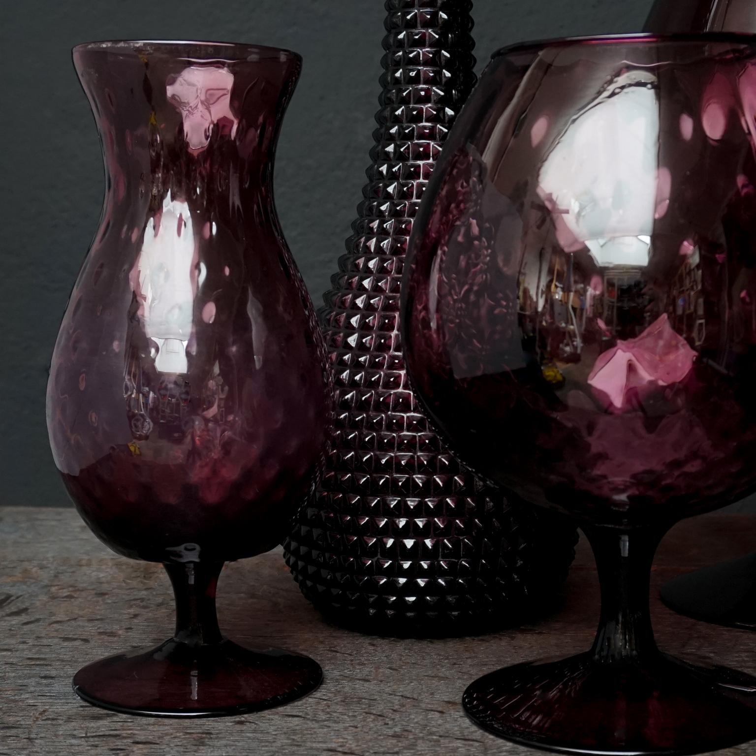 1960s Purple Glass Set of Ten Italian Empoli Genie Bottles, Vases and Candy Jars en vente 2