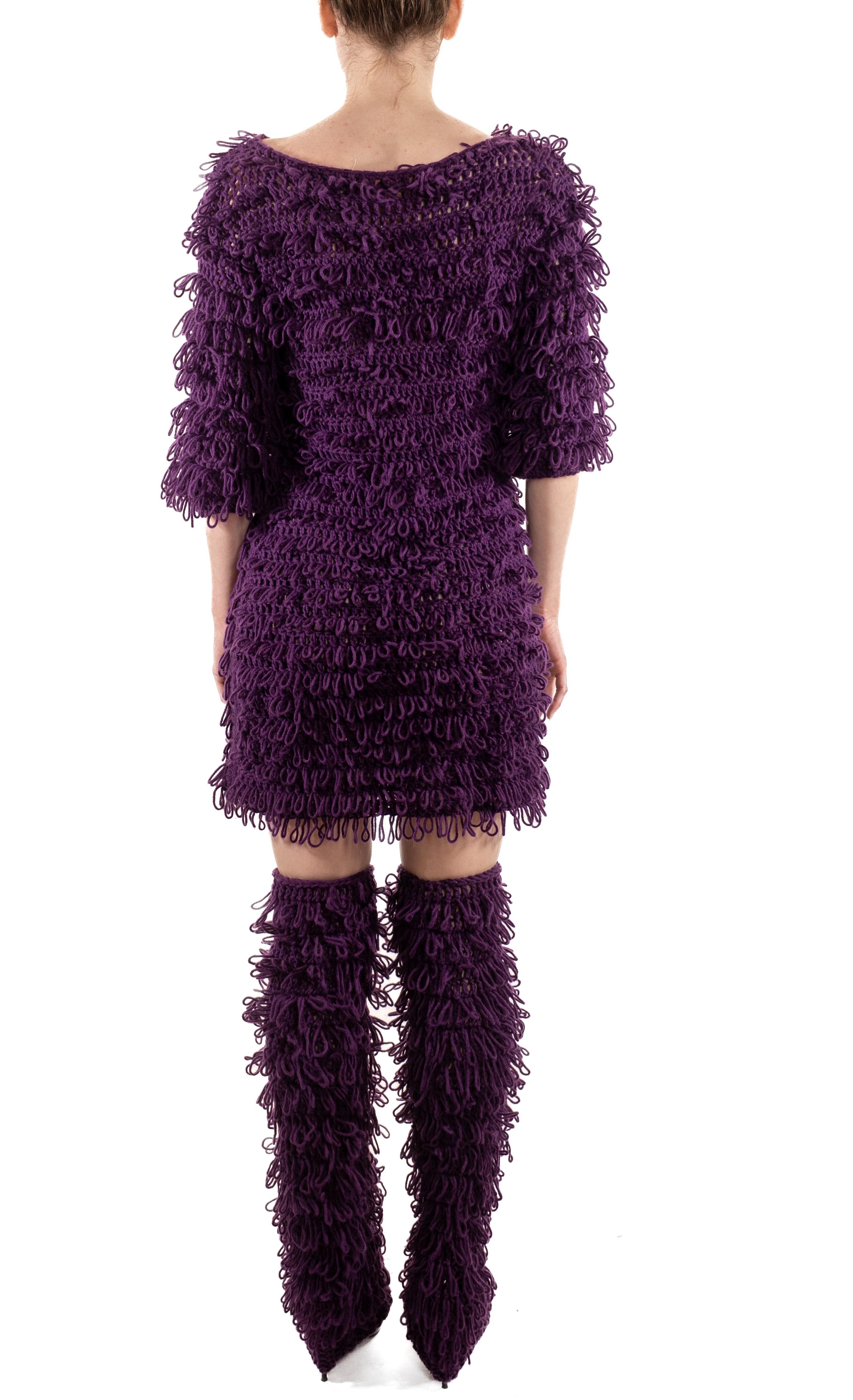 Abito maglione oversize e scaldamuscoli in maglia viola Looping Net degli anni '60 in vendita 2