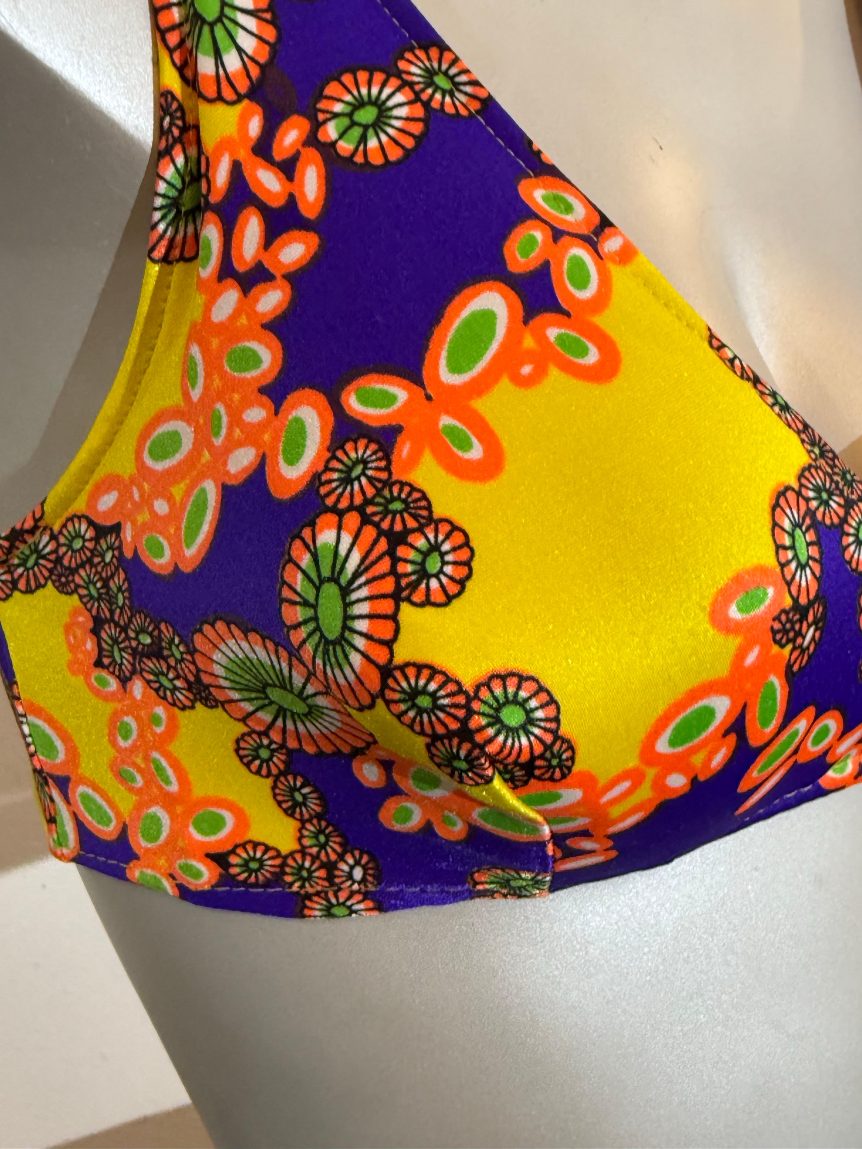 Marron 1960s Purple Yellow & Orange Psychedelic Mod Paisley Print Bikini Swim Top en vente
