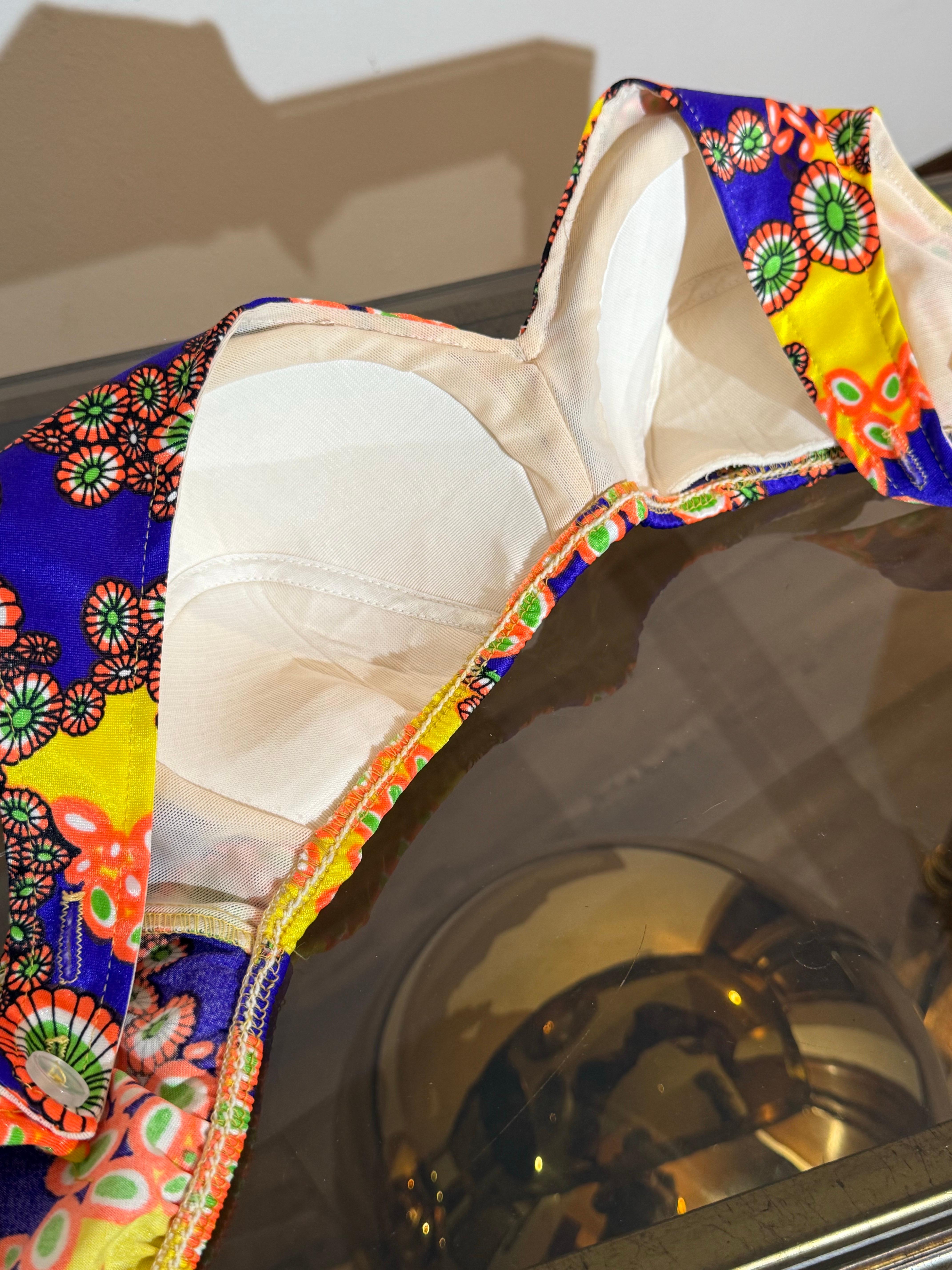 1960s Purple Yellow & Orange Psychedelic Mod Paisley Print Bikini Swim Top en vente 4