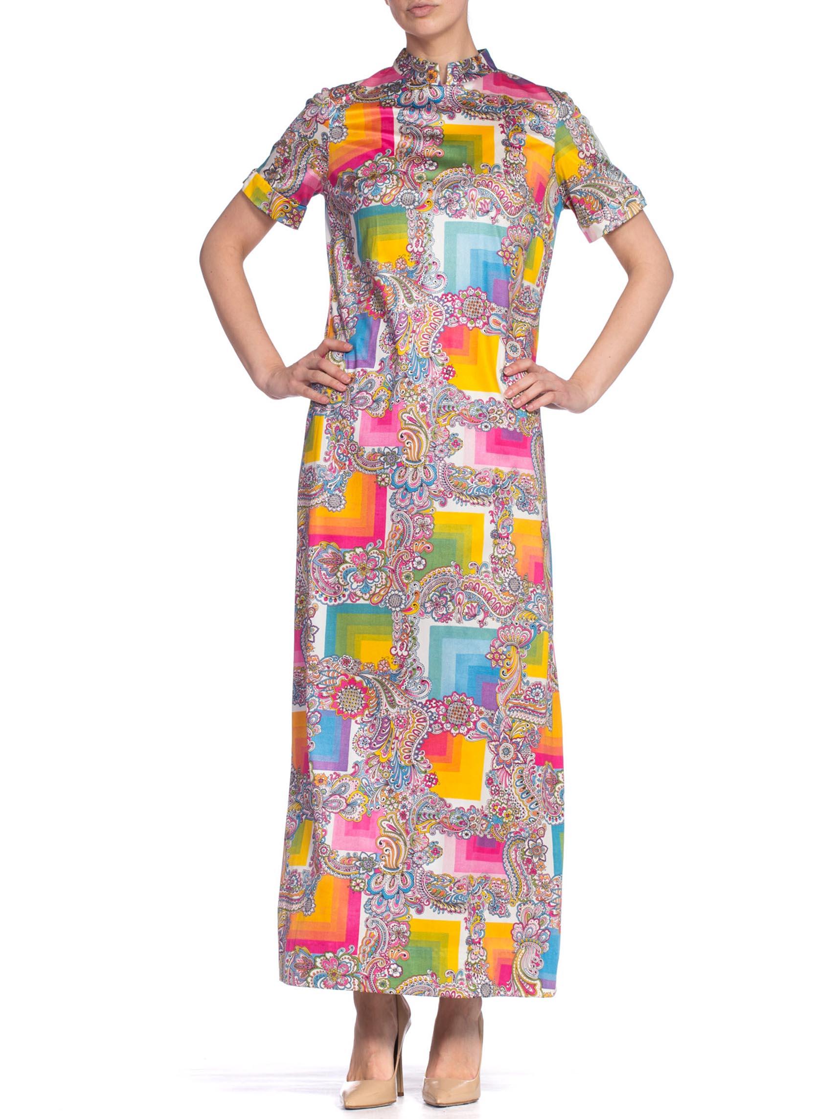 1960S Rainbow Psychedelic Polyester Jersey Short Sleeve Mock Neck Maxi Dress In Excellent Condition In New York, NY