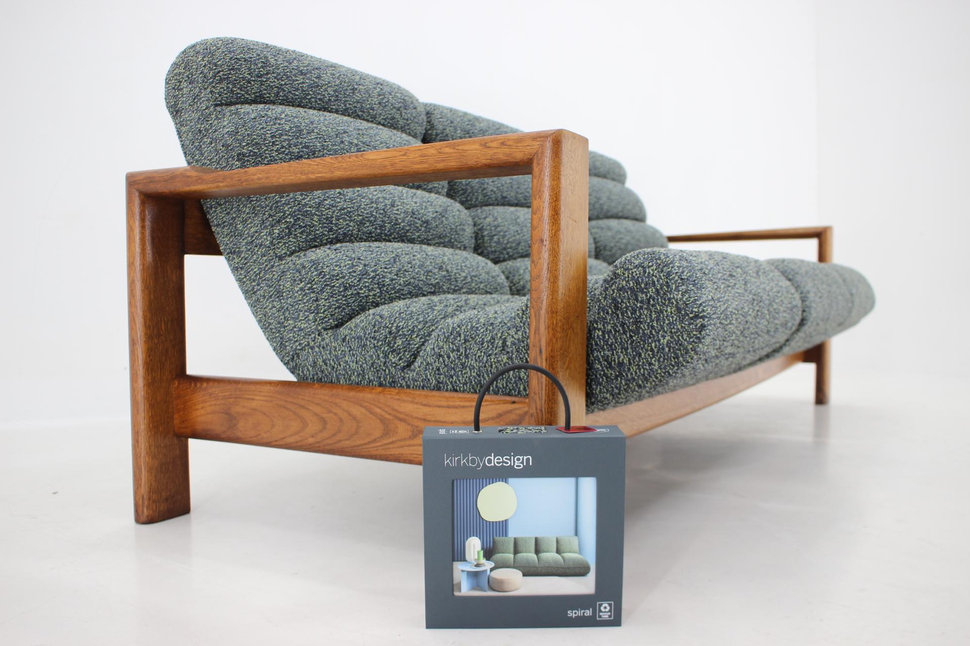 1960s Rare 3-Seater Oak Sofa, Finland For Sale 5
