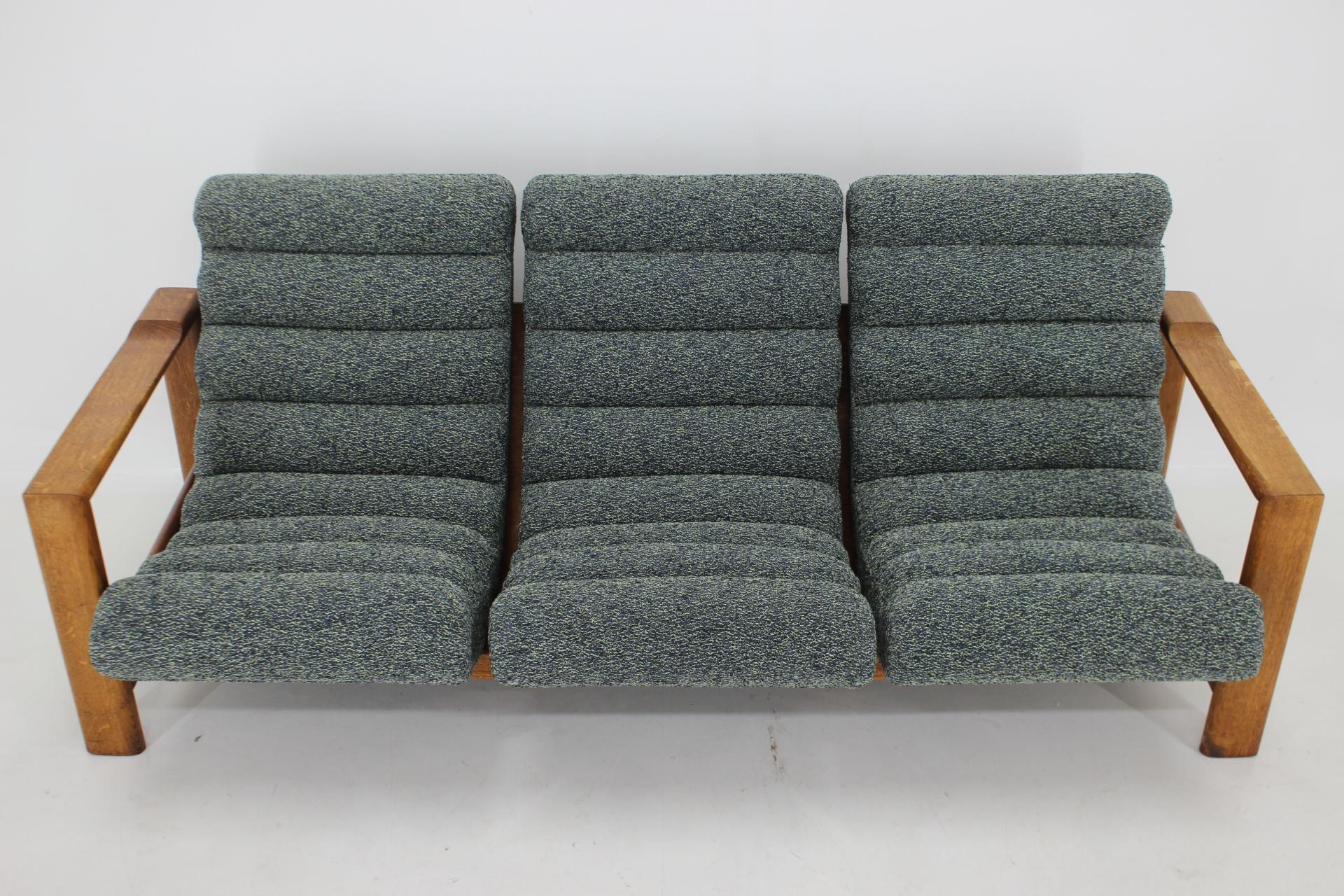 Mid-Century Modern 1960s Rare 3-Seater Oak Sofa, Finland For Sale