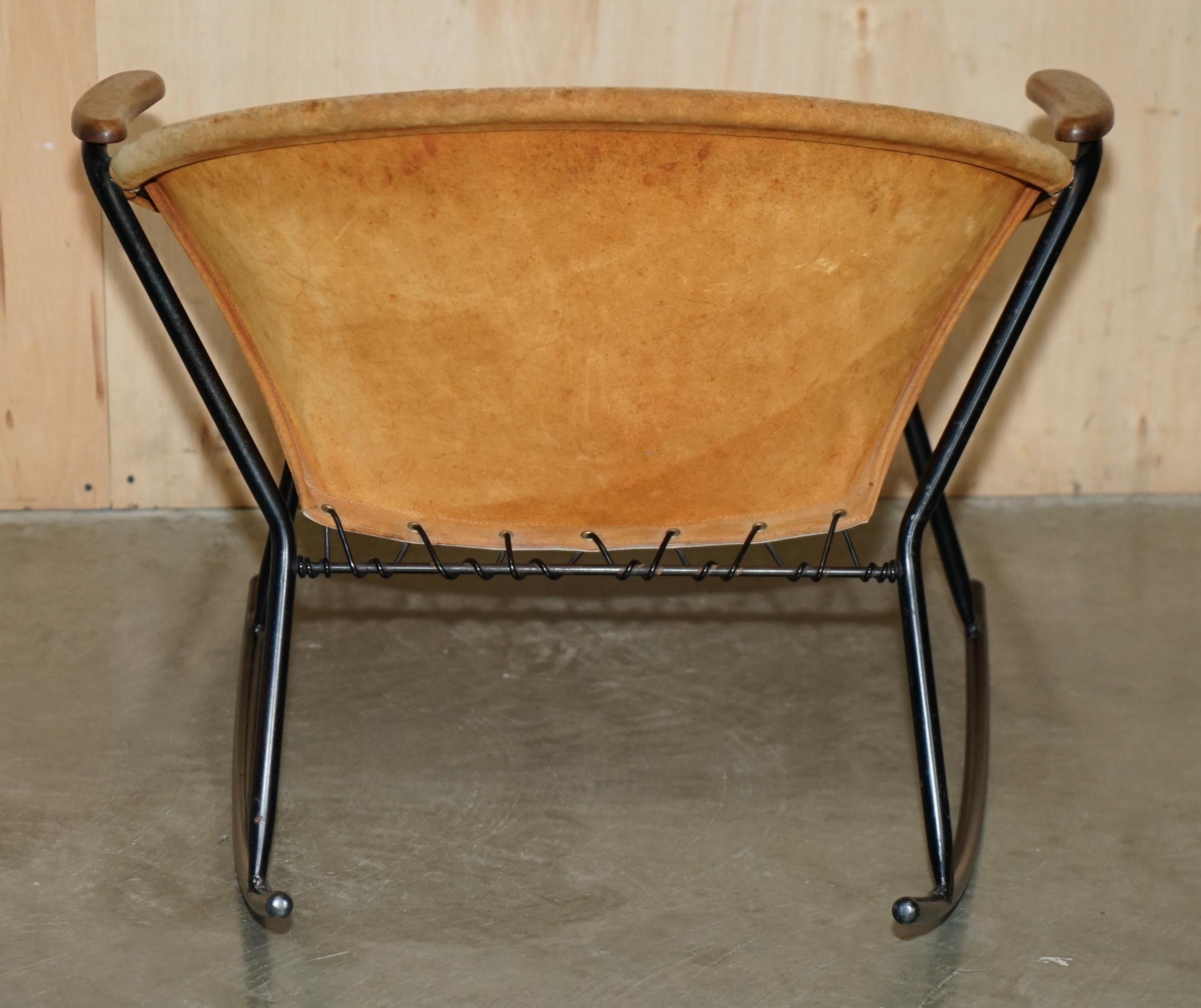 1960's RARE BALLOON LOUNGE ROCKING ARMCHAIR BY HANS OLSEN FOR WARM NORDIC For Sale 1