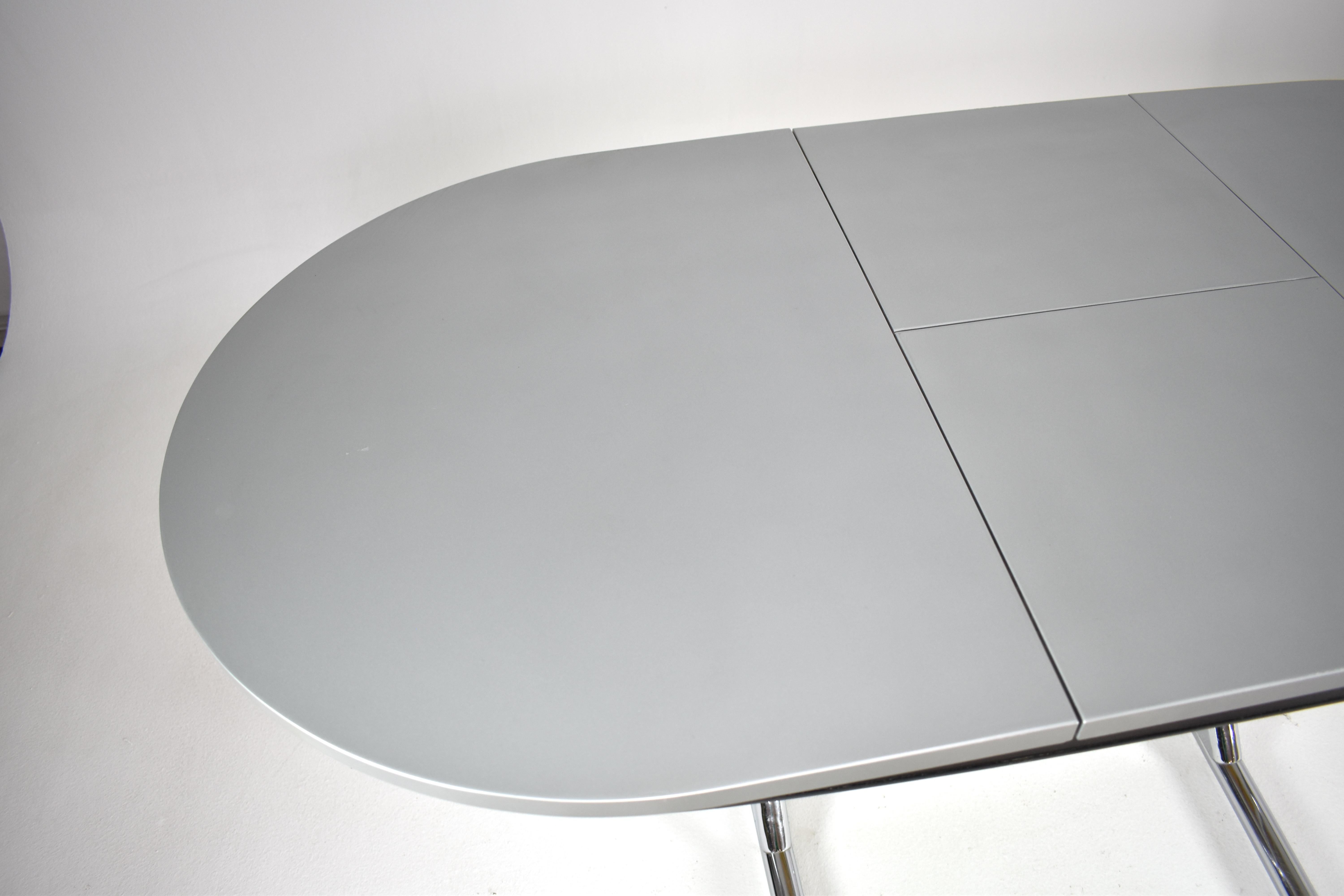 Table française rare en métal des années 1960 Bon état - En vente à Paris, FR