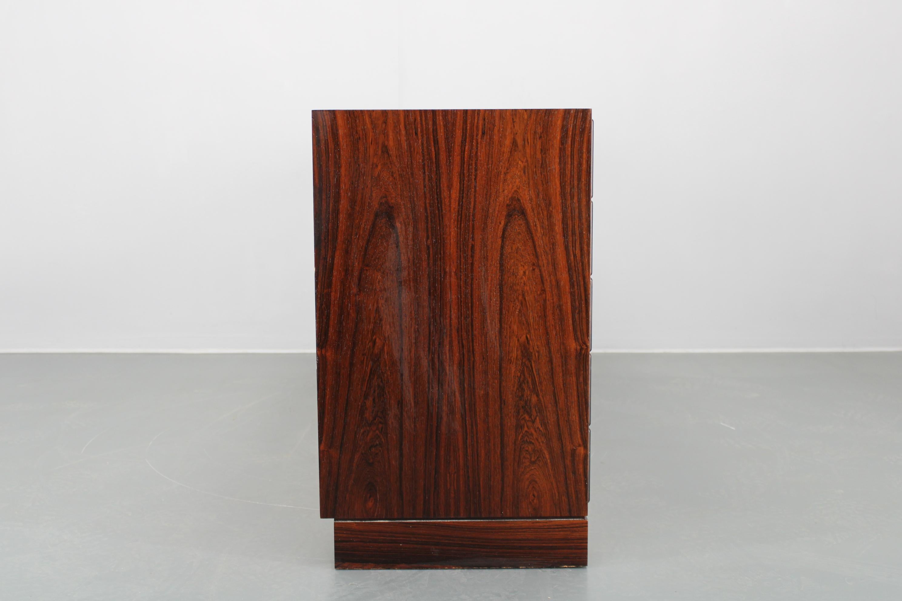 1960er Jahre Seltene Kai Winding Kommode oder Sideboard, restauriert im Angebot 5