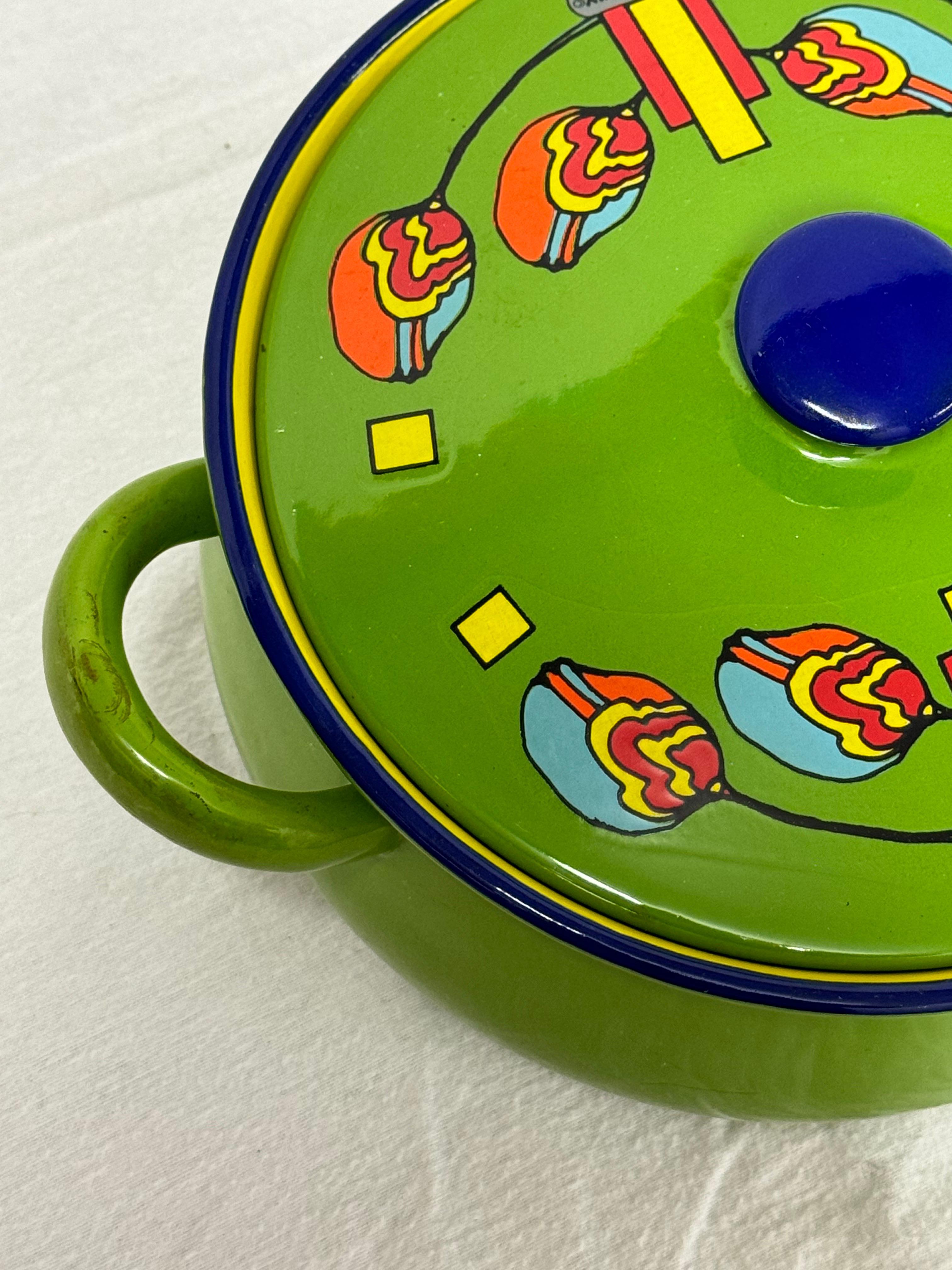 Raro recipiente esmaltado psicodélico firmado por Peter Max de los años 60 en venta 1