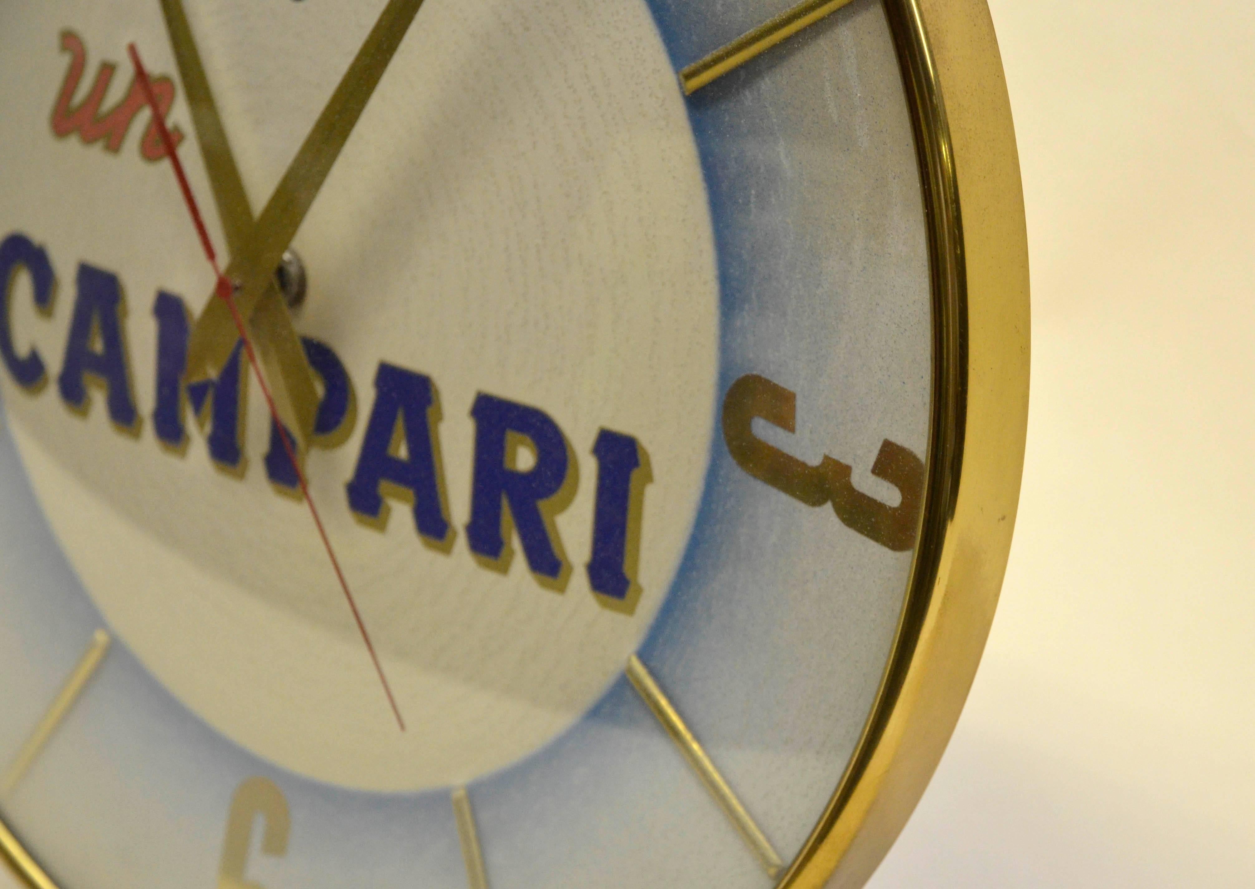 1960s Rare Un Campari Logo Advertising Clock Made by Italian Watchmaker Lorenz In Good Condition In Milan, IT