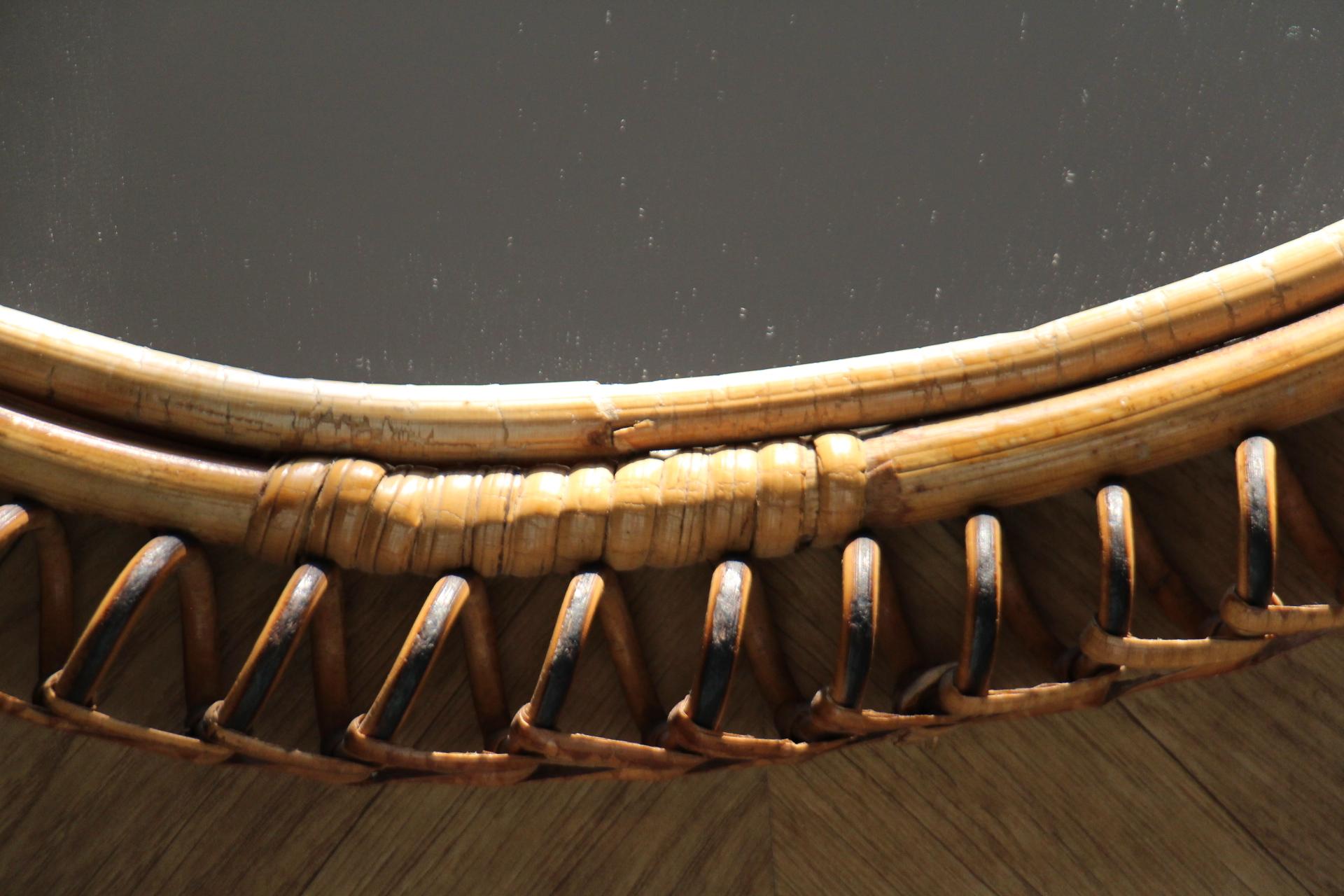 Specchio da parete ovale in rattan e bambù del 1960 di Franco Albini In condizioni buone in vendita a Saint-Ouen, FR