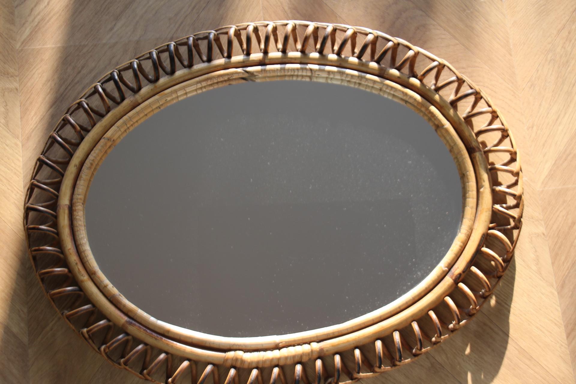 Bambù Specchio da parete ovale in rattan e bambù del 1960 di Franco Albini in vendita