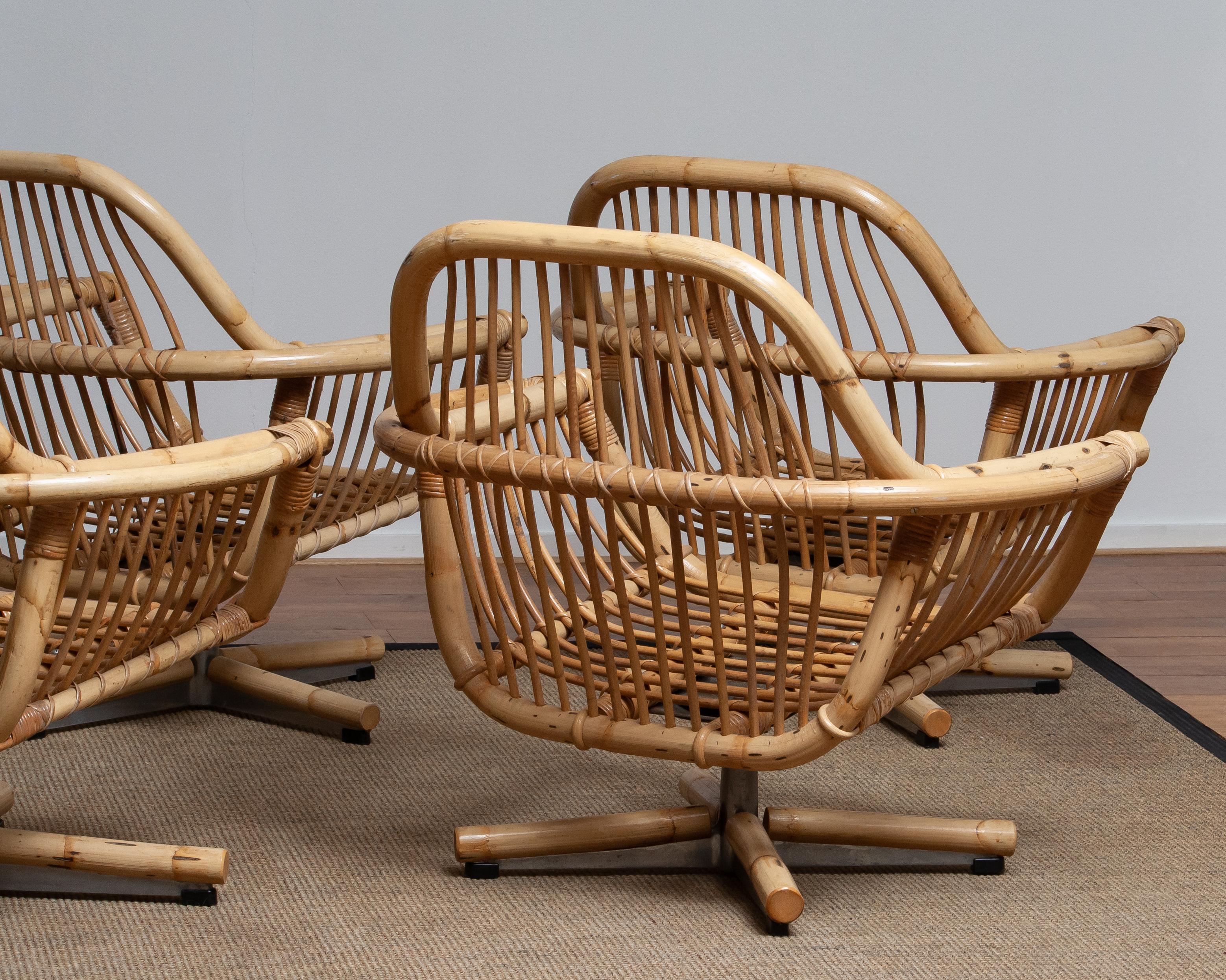 1960s Rattan Garden Set / Lounge Set Consist Five Swivel Chairs and Coffee Table 4