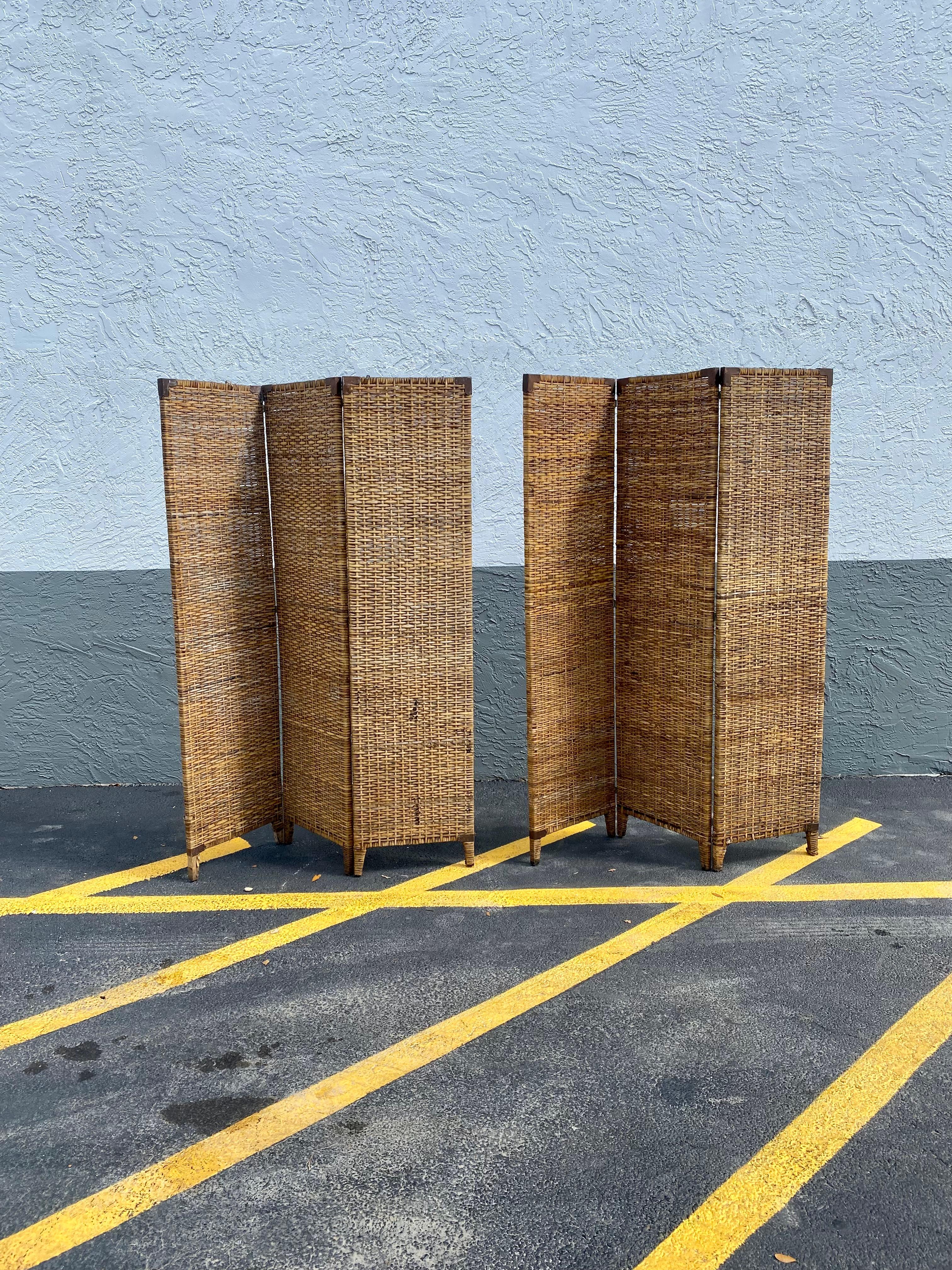 On offer on this occasion is one of the most stunning and rare, rattan panels divider set you could hope to find. Outstanding design is exhibited throughout. The beautiful set is statement piece and packed with personality!! Just look at the