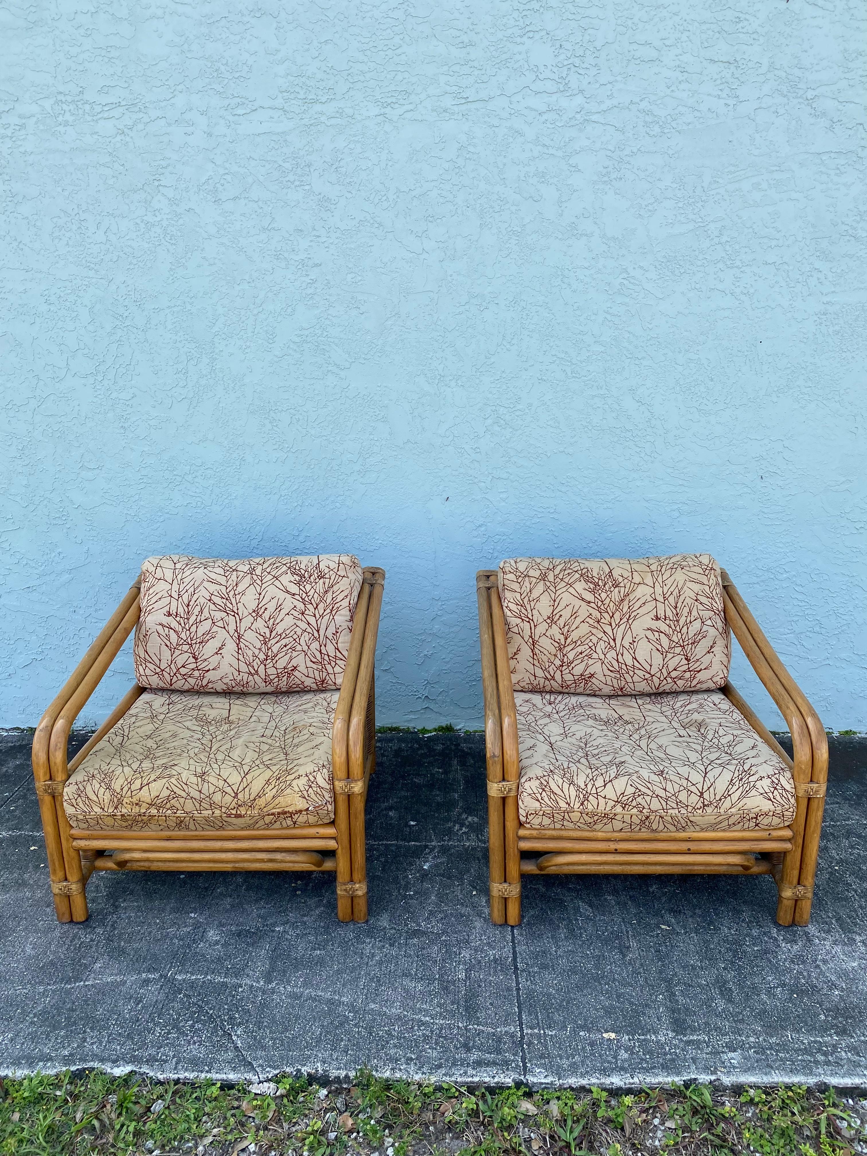 1960s Rattan Wicker McGuire Reclined Club Chairs, Set of 2 In Good Condition For Sale In Fort Lauderdale, FL