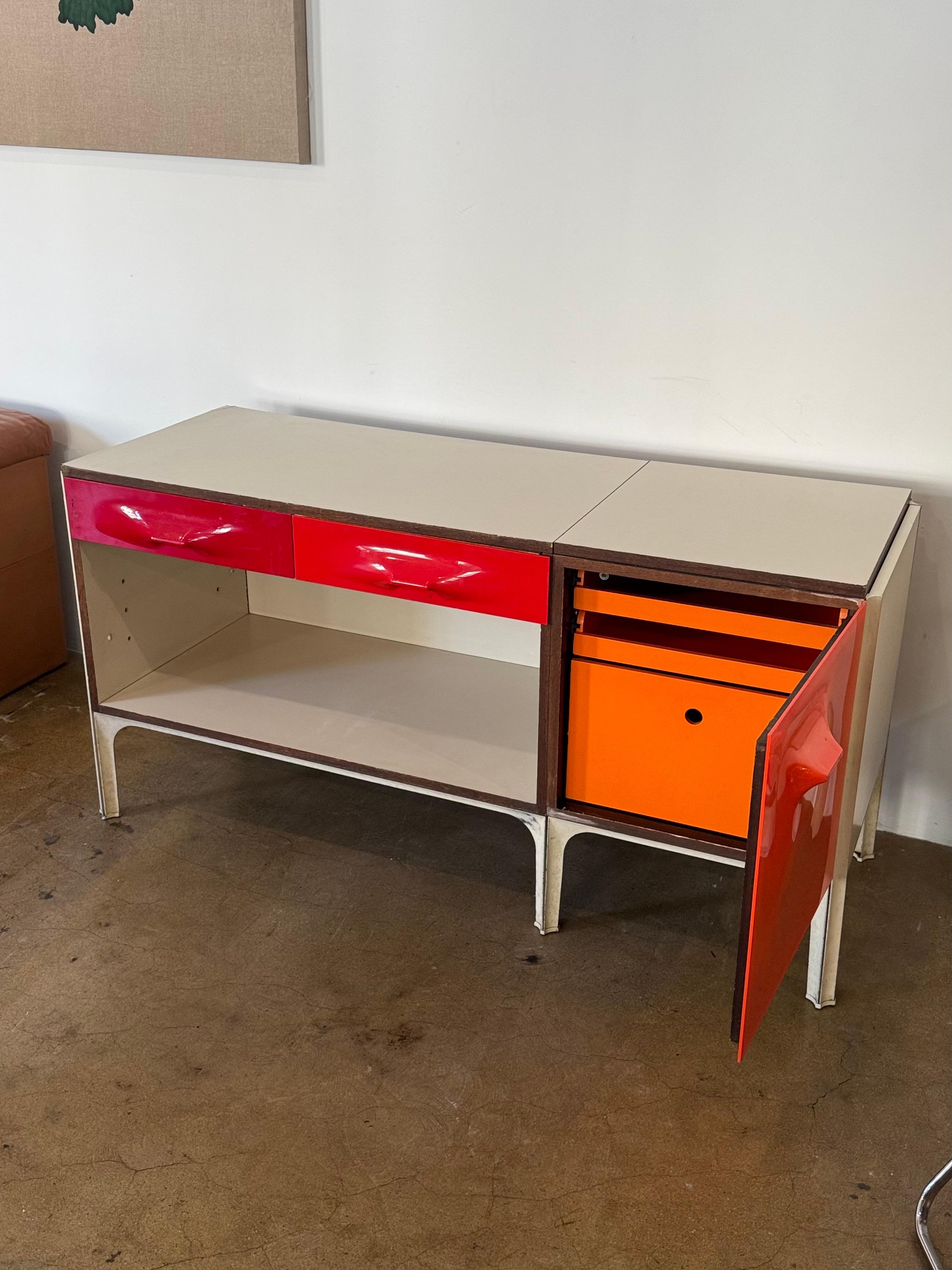 Mid-20th Century 1960's Raymond Loewy DF 2000 Sliding Top Desk For Sale