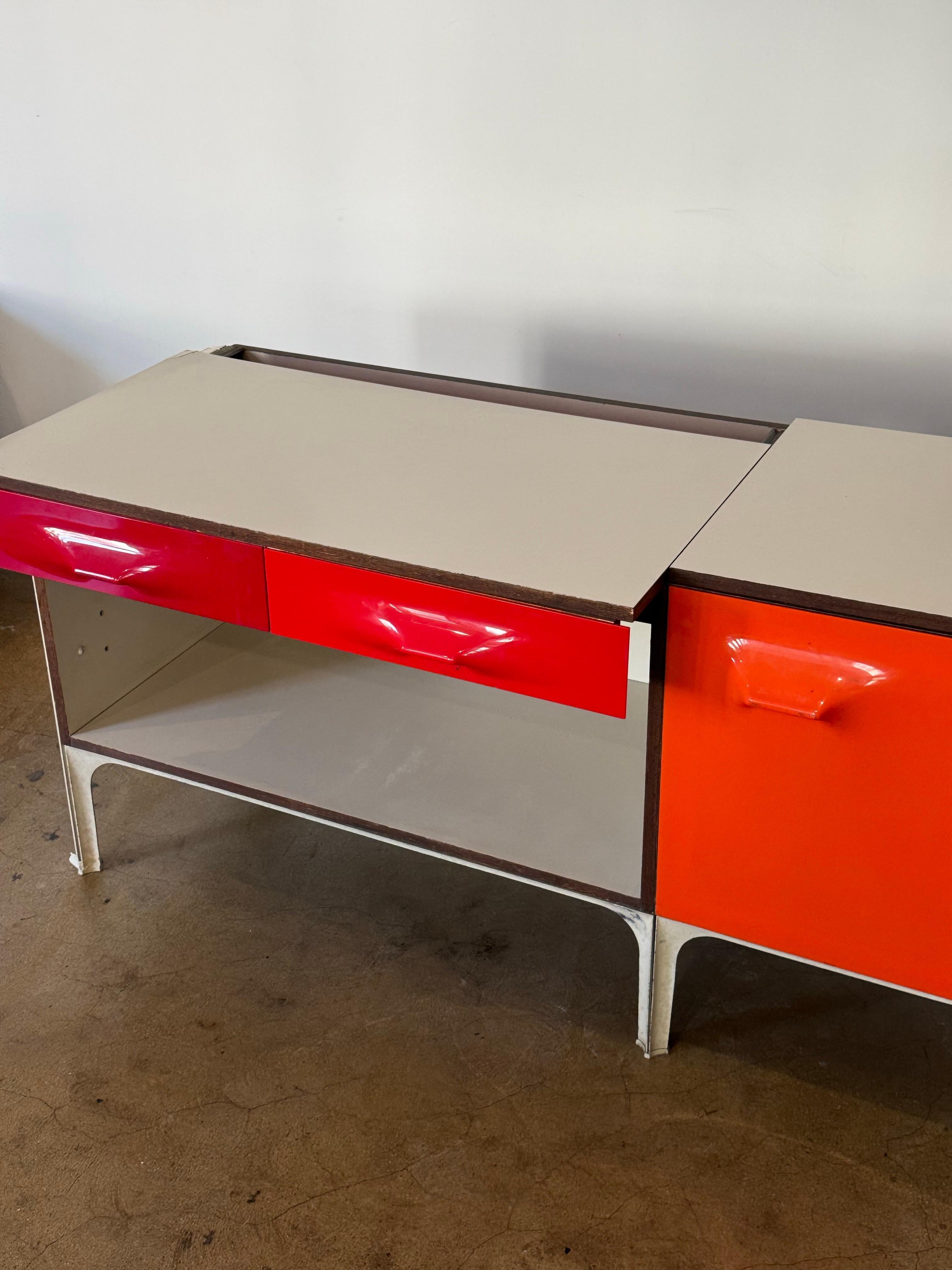 Metal 1960's Raymond Loewy DF 2000 Sliding Top Desk For Sale