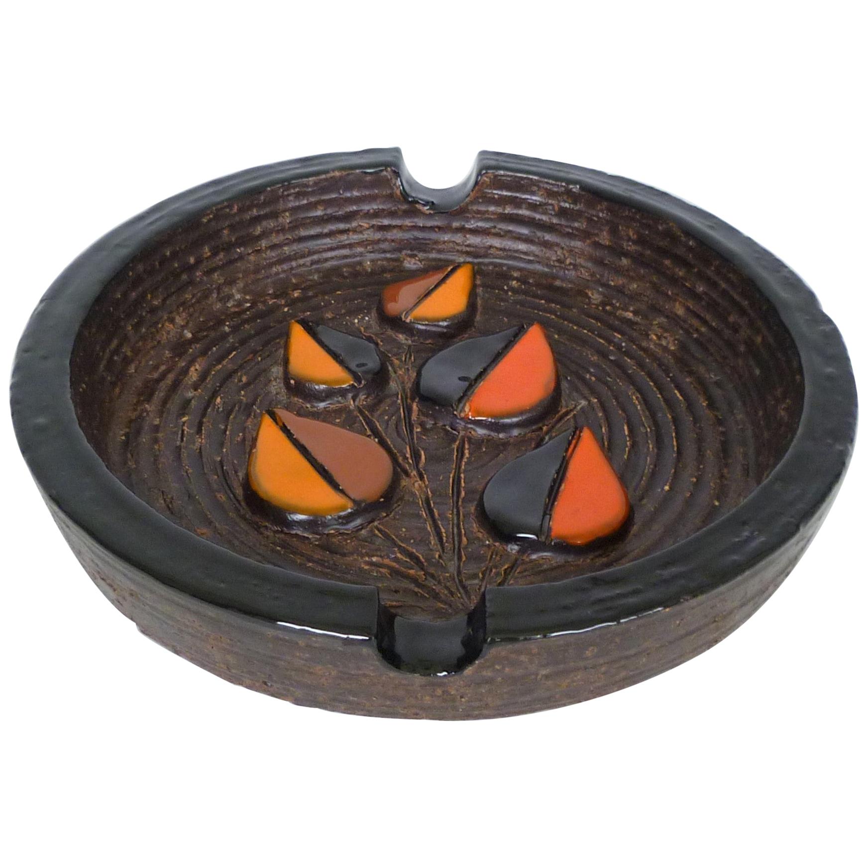 1960s Raymor Italian Organic Modern Pottery Ashtray by Aldo Londi for Bitossi