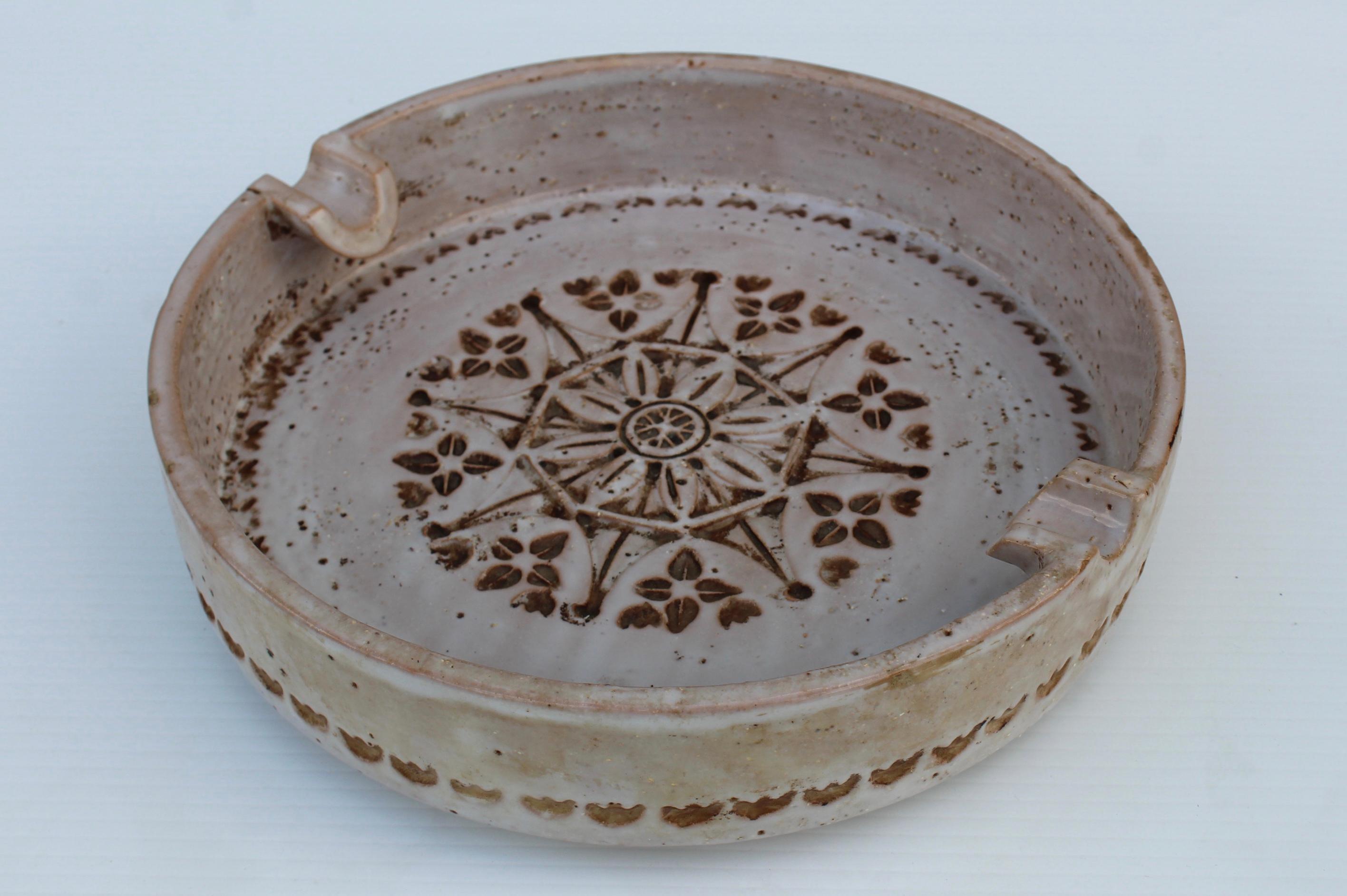 Mid-20th Century 1960's Raymor Large Pottery Ashtray For Sale