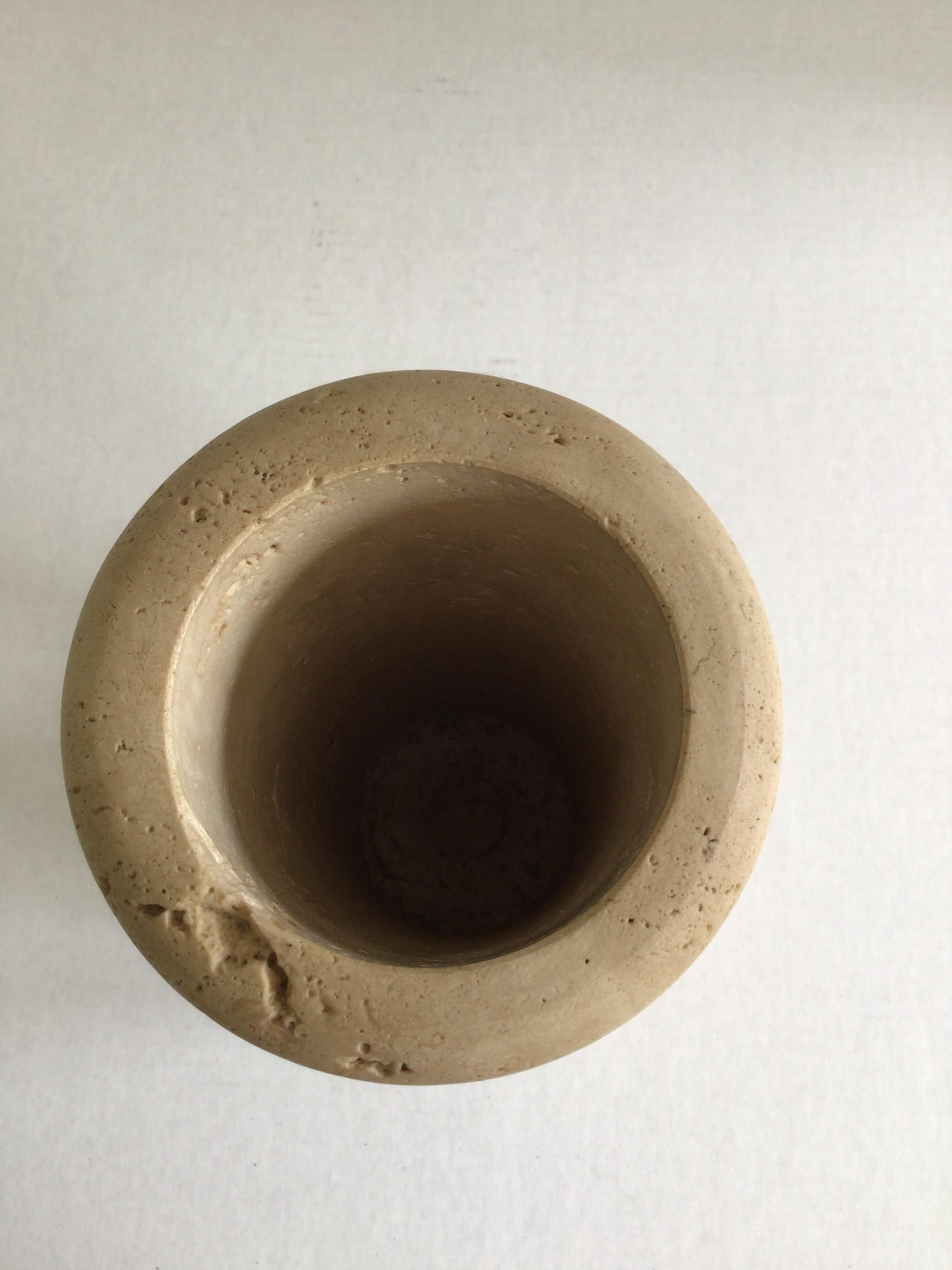Vaso in pietra di travertino Raymor del 1960 in vendita 1