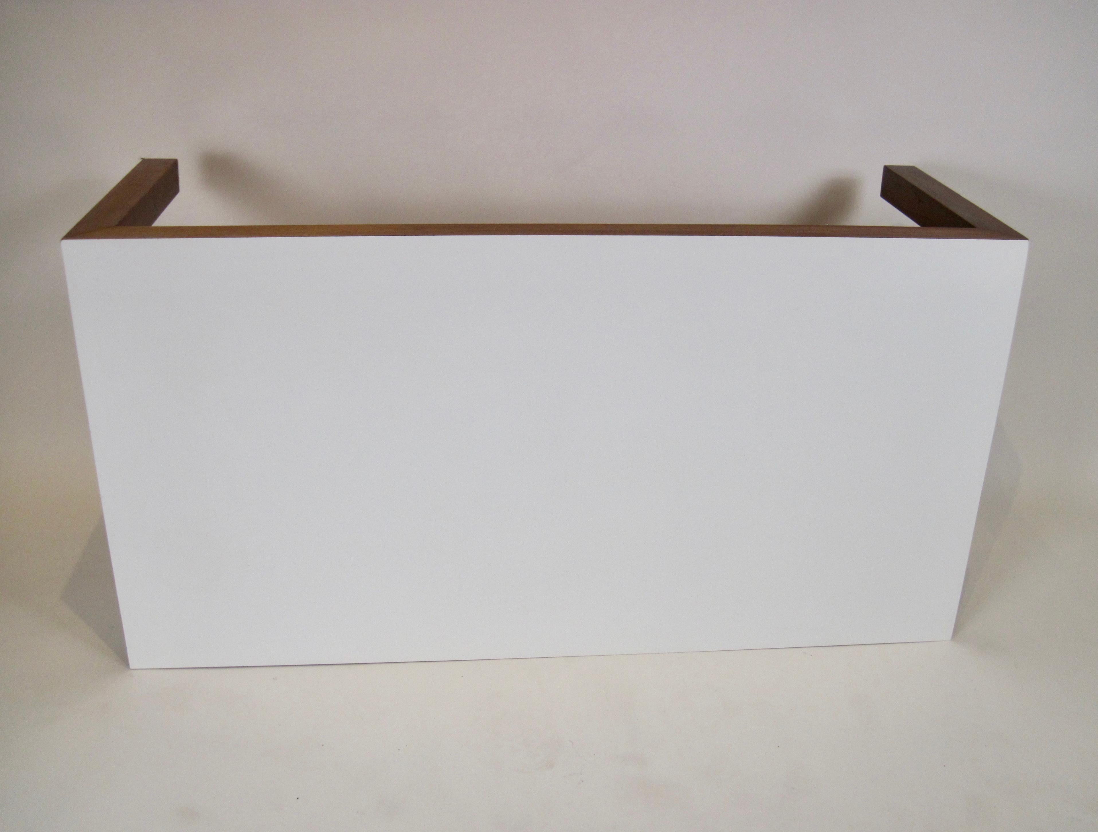 1960s Rectangular Wood Coffee Table with White Formica Laminate Top For Sale 6