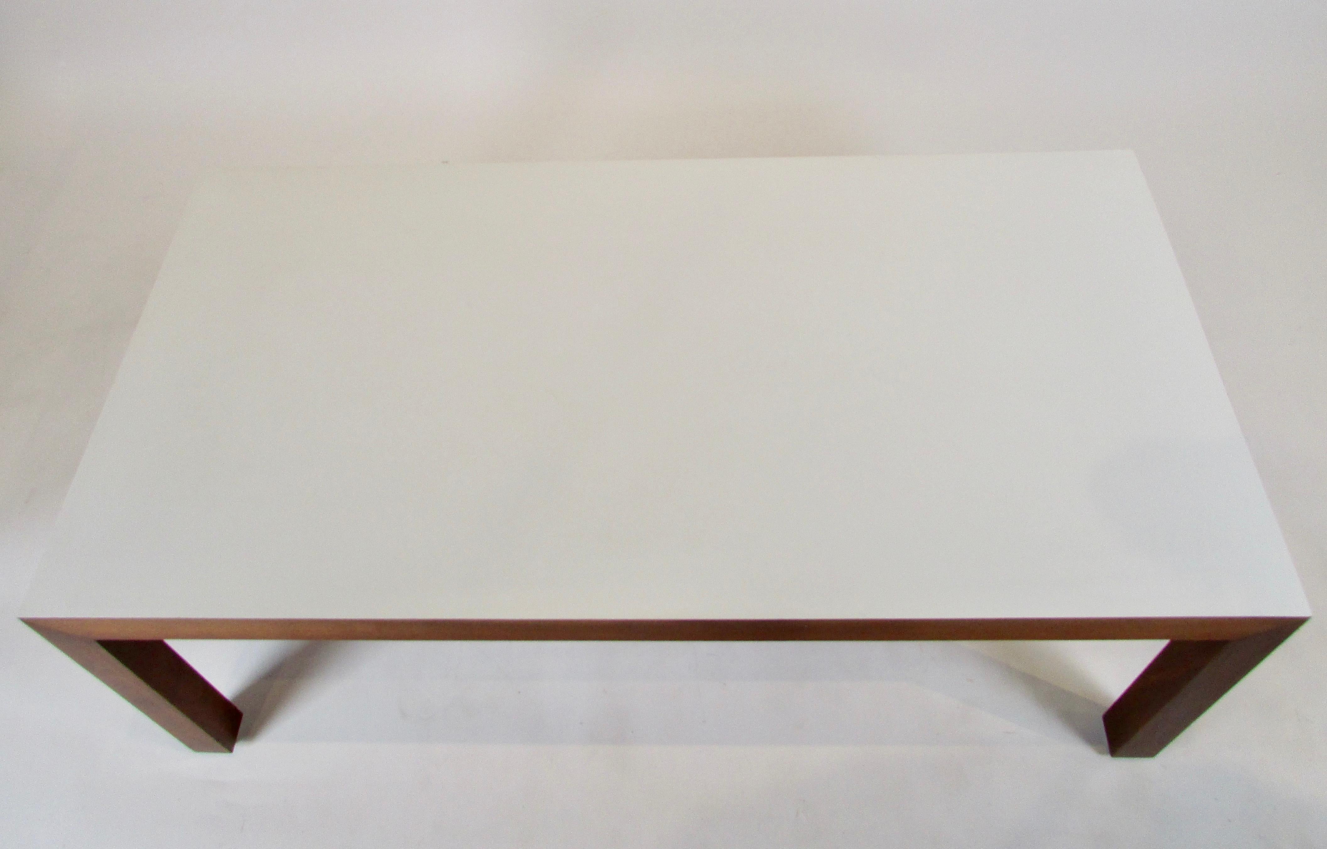 1960s Rectangular Wood Coffee Table with White Formica Laminate Top For Sale 3