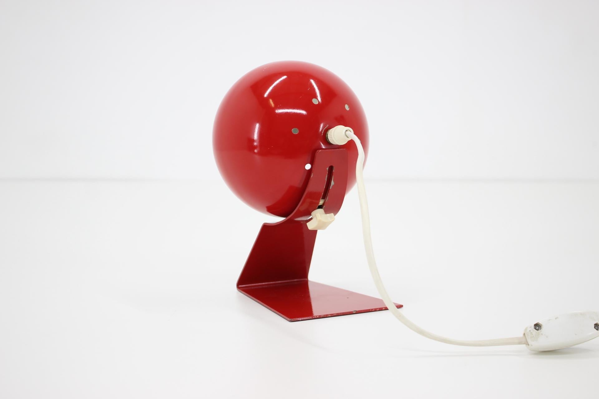 1960s Red Adjustable Table Lamp, Germany In Good Condition For Sale In Praha, CZ