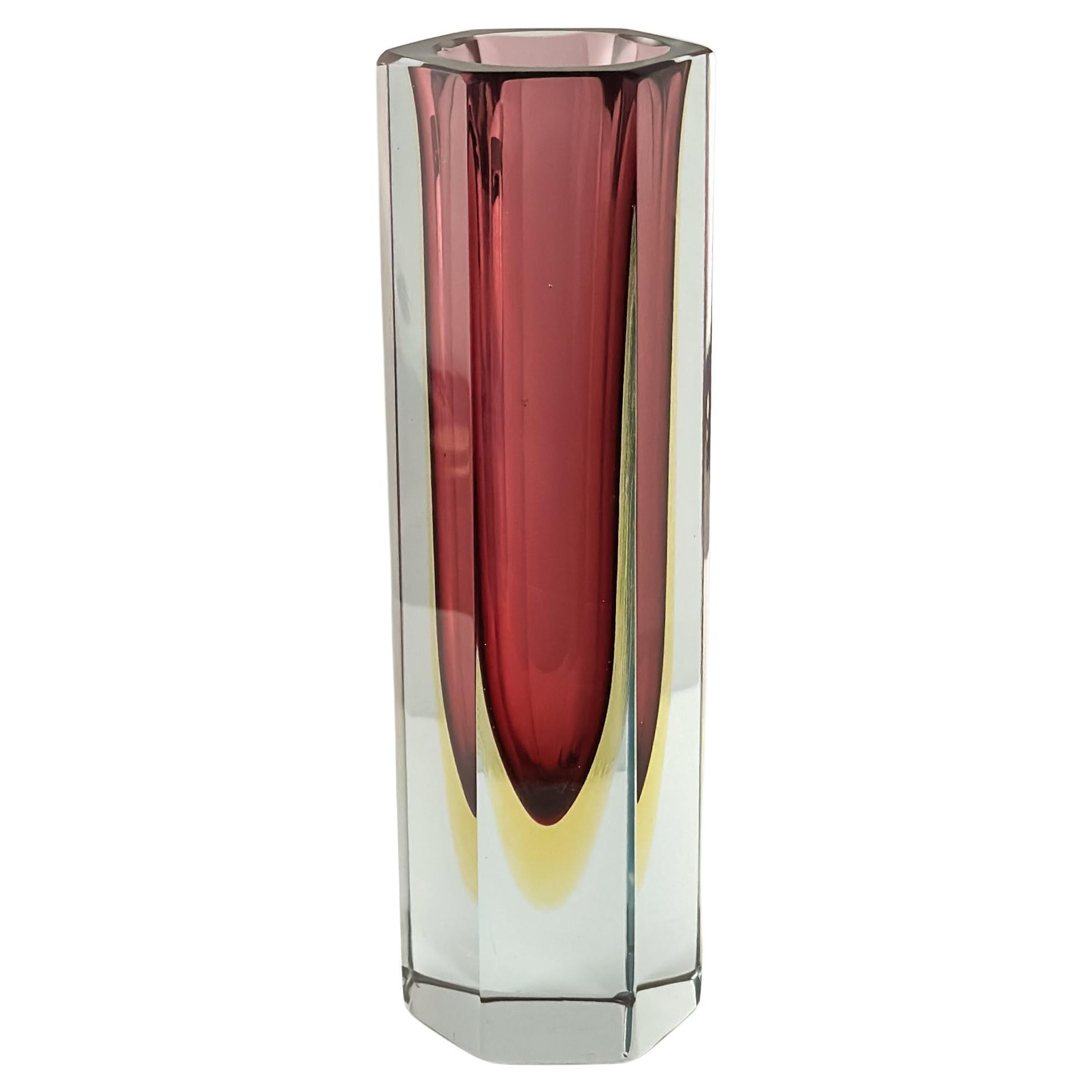 Murano Glass Sommerso Vase mit Facetten, Mandruzzato um 1960