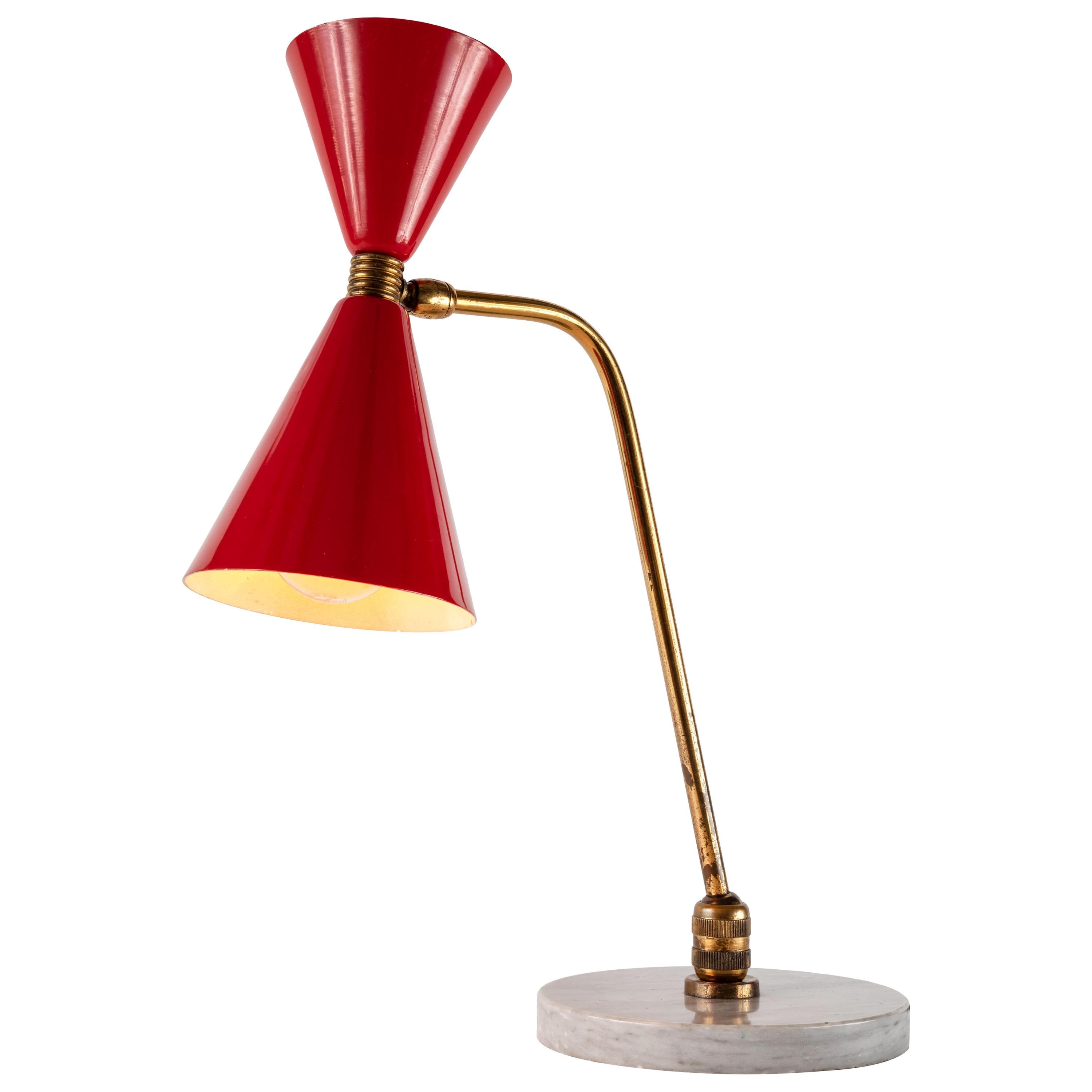 Rote Doppelkegel-Tischlampe aus den 1960er Jahren in der Art von Pierre Guariche