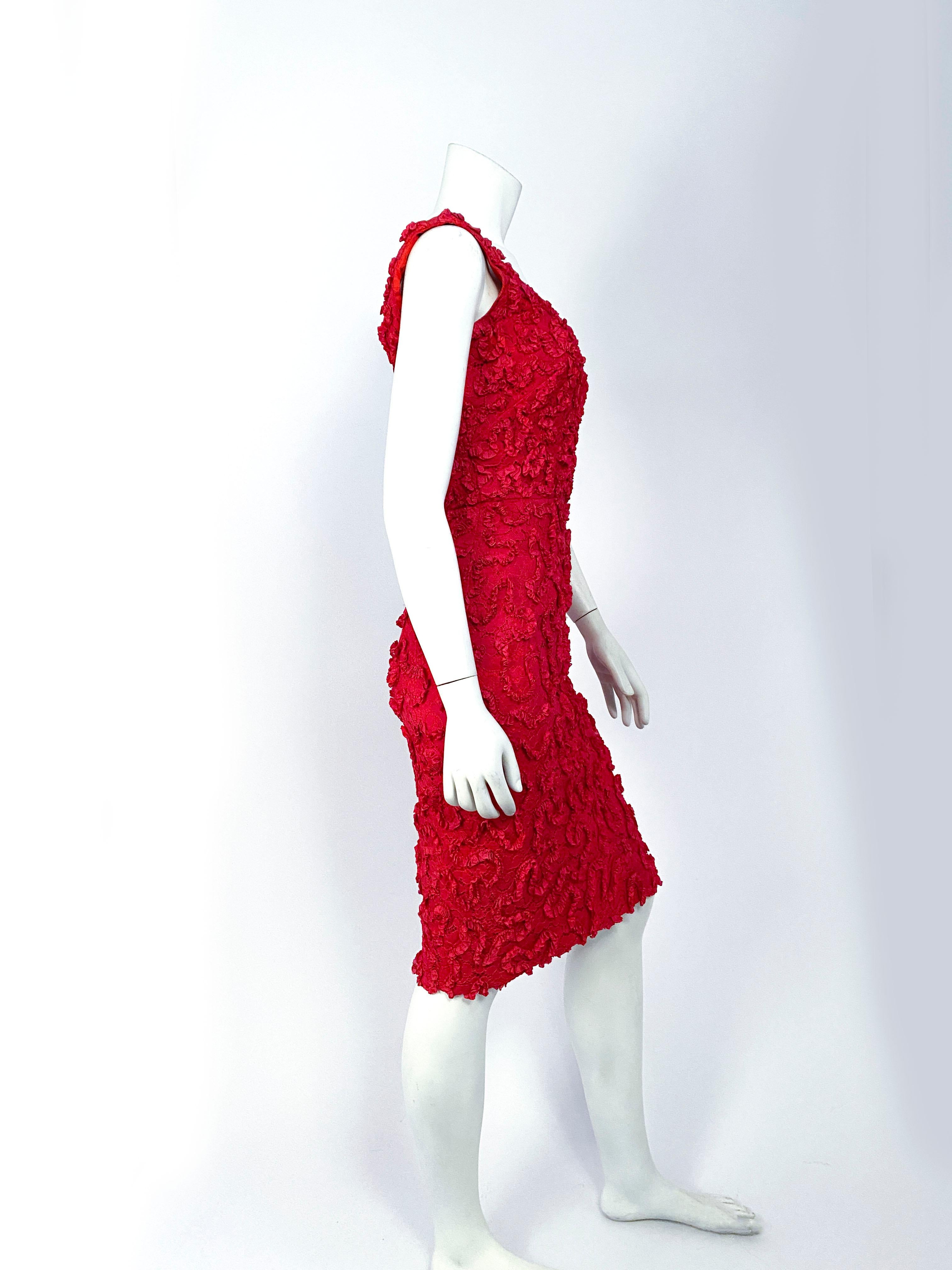 1960s Red Lace Cocktail Dress with Matching Stole In Good Condition For Sale In San Francisco, CA