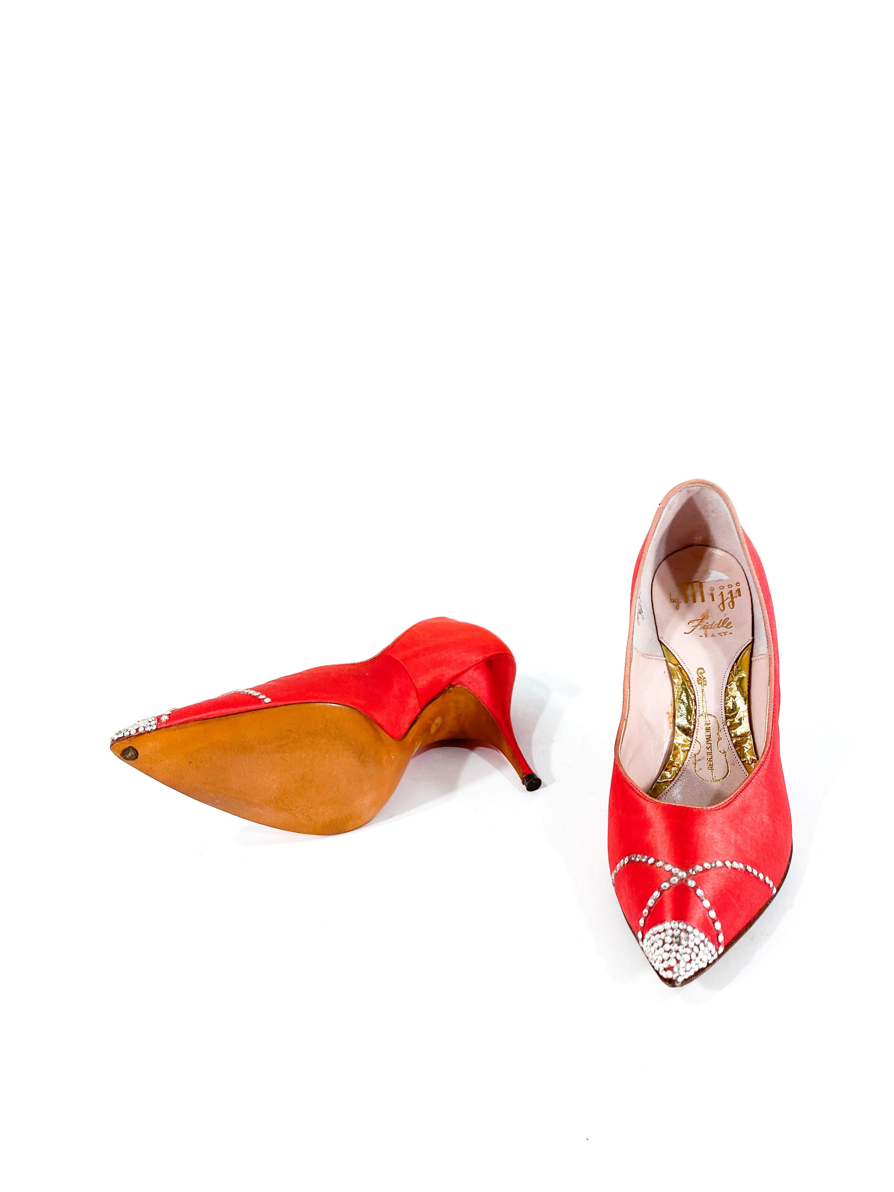 1960s Red Satin Stiletto Heels With Rhinestone Accents In Good Condition For Sale In San Francisco, CA