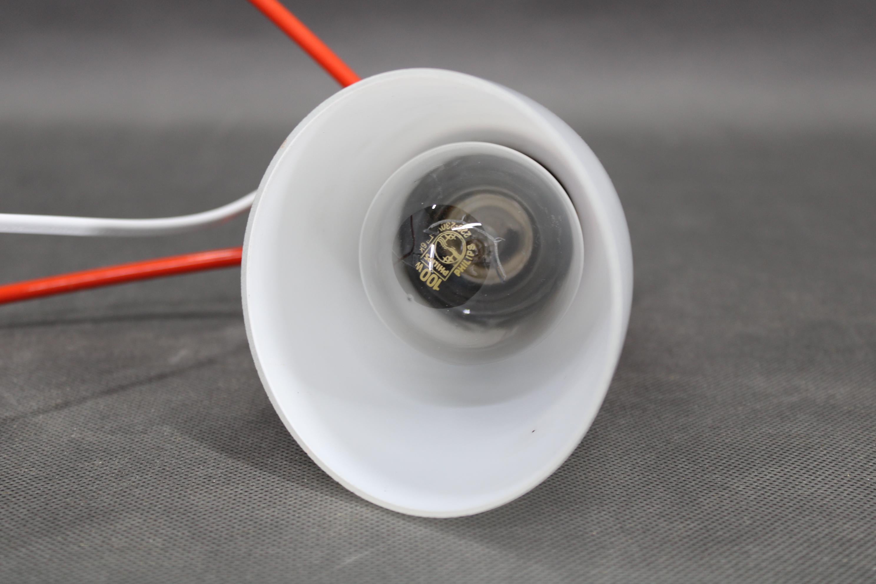 1960er Rote Tischlampe von Josef Hurka für Napako, Tschechoslowakei im Angebot 3