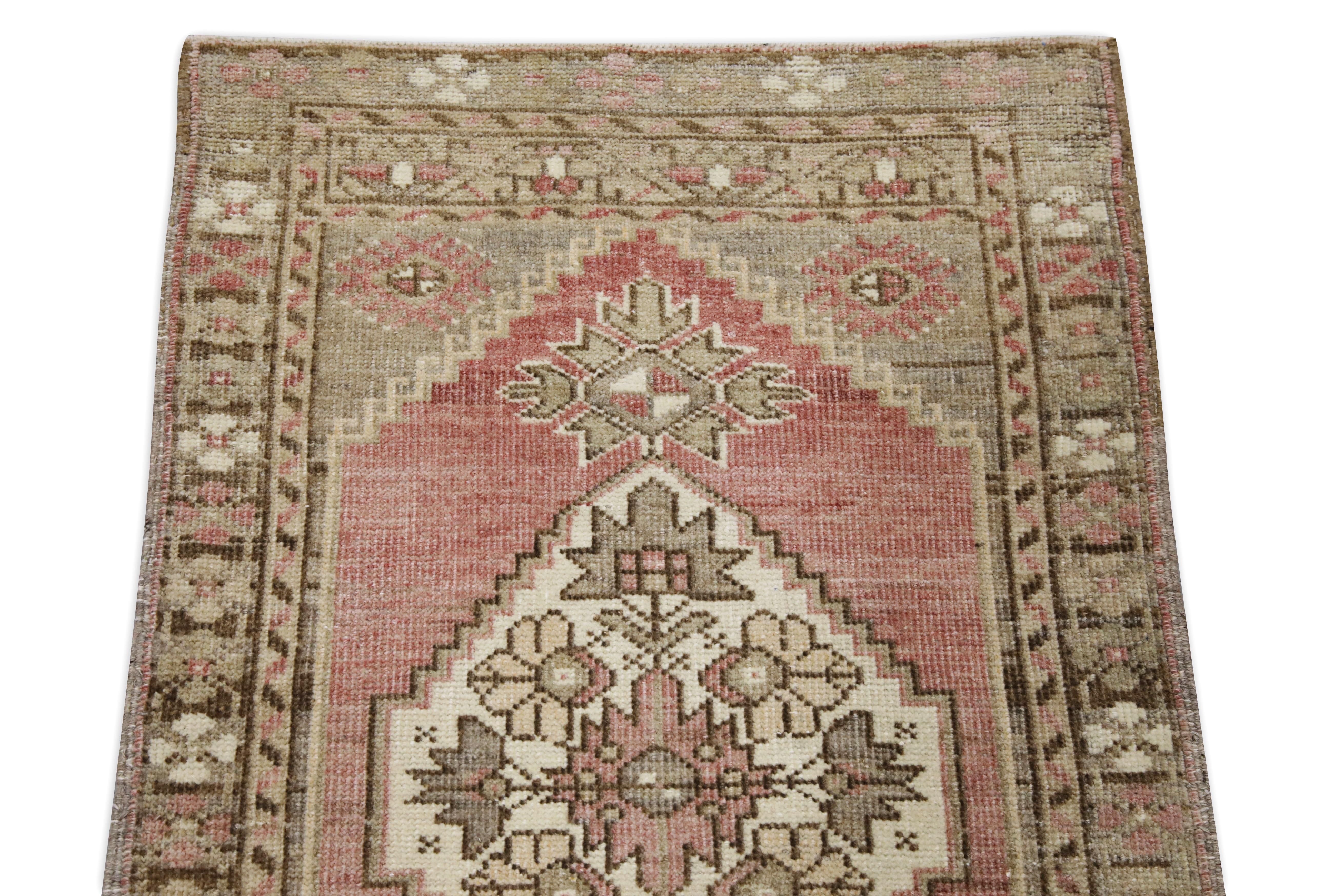 Hand-Woven 1960s Red & Taupe Vintage Turkish Mini Rug 1'11