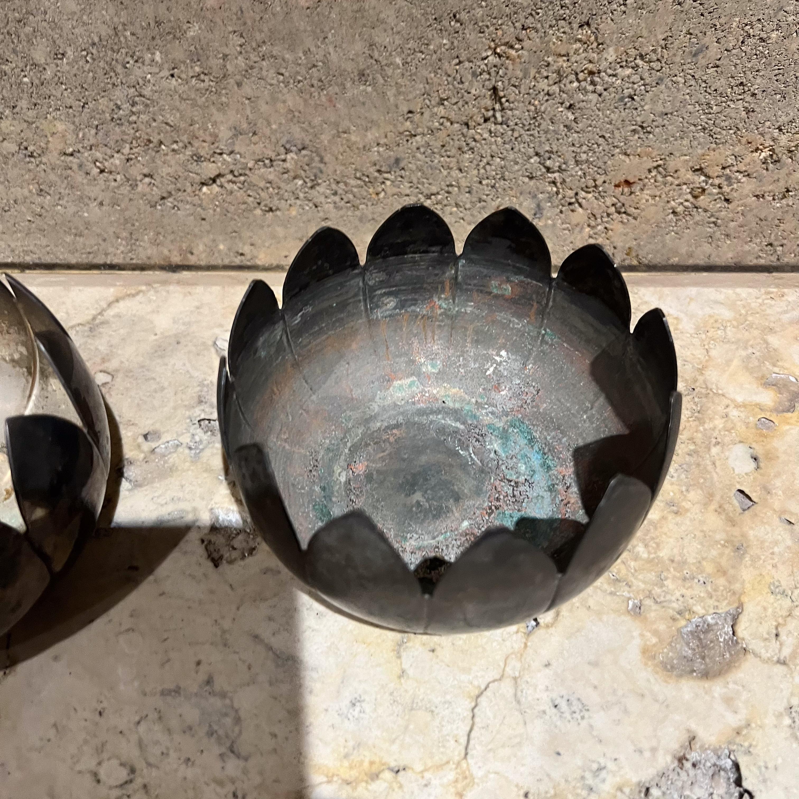 Ciotole con vaso a forma di fiore di loto in argento Reed & Barton del 1960 in vendita 1
