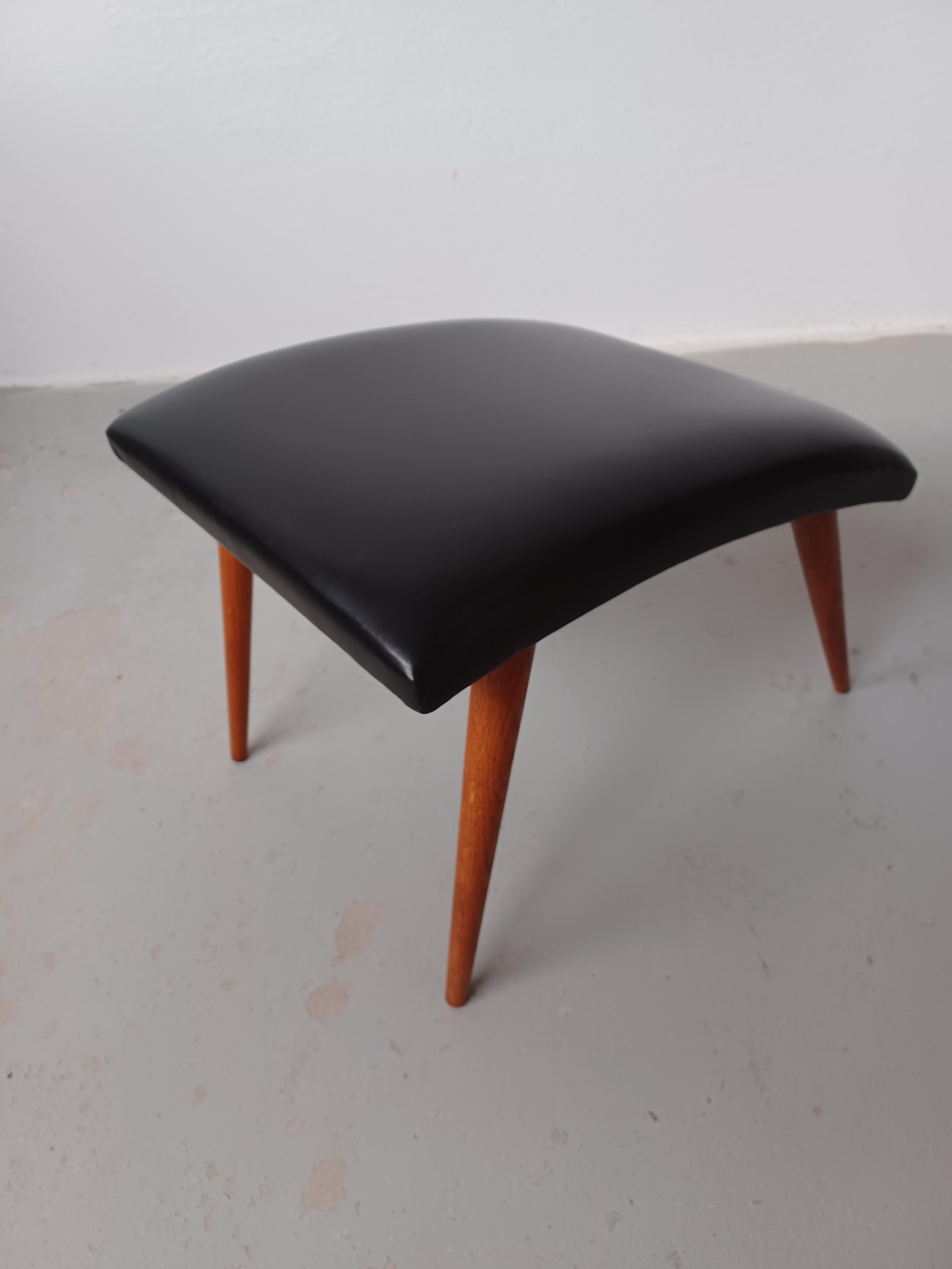Scandinavian Modern 1960's, Refinished Danish Footstool with Leather Upholtery For Sale
