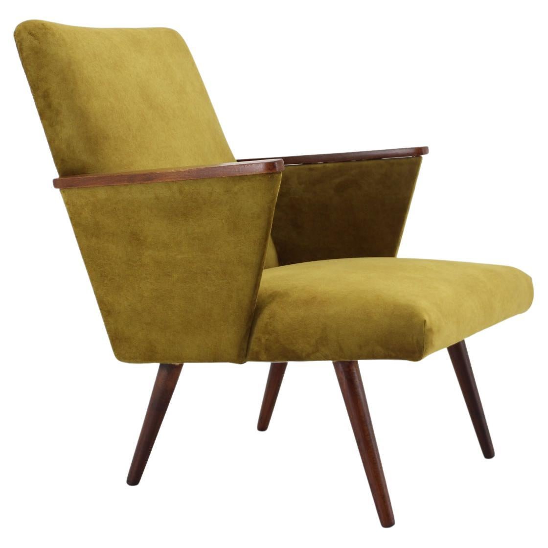 1960s Refurbished Beech Armchair, Czechoslovakia For Sale