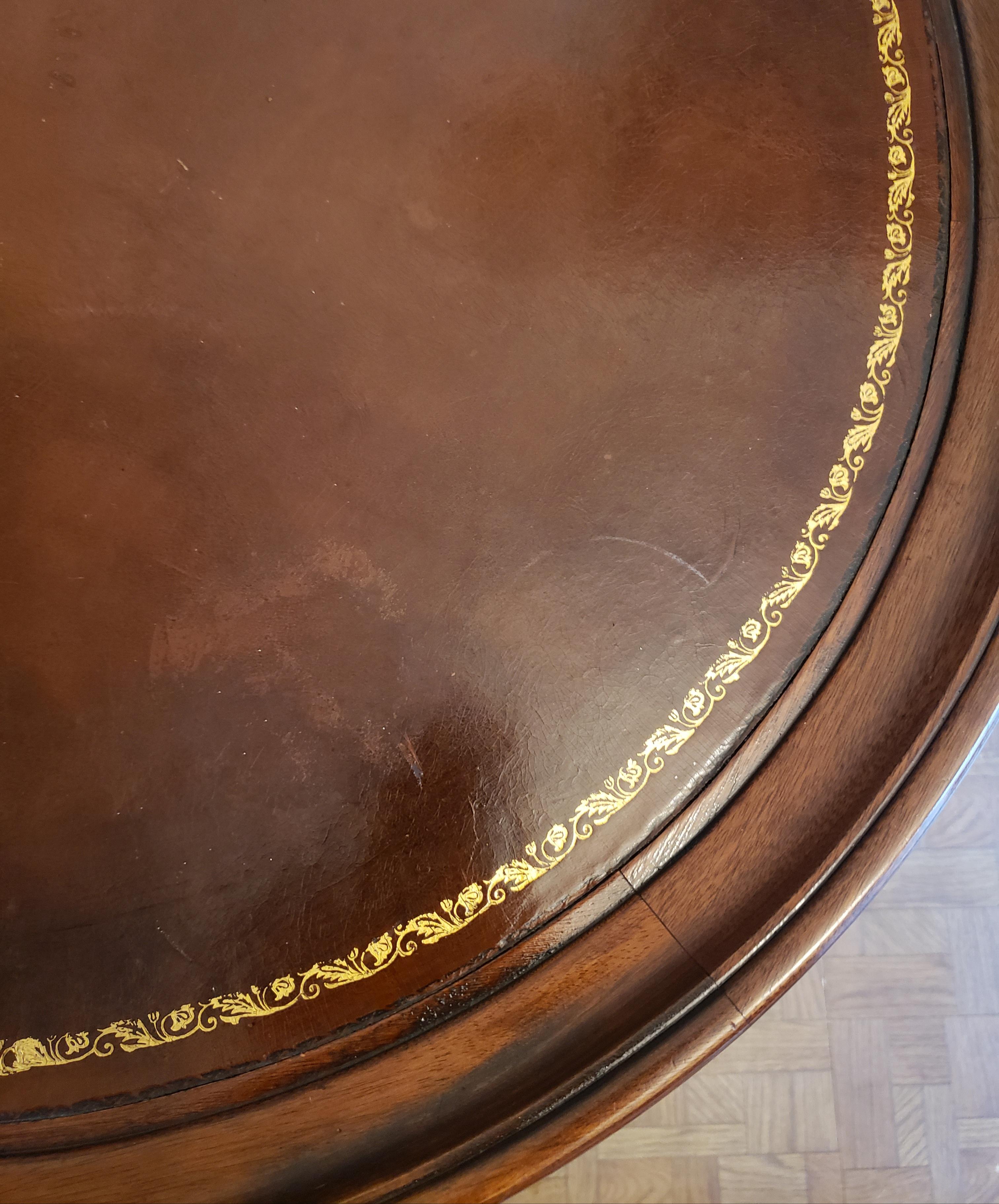 Varnished 1960s Regency Mahogany and Tooled Leather Stencil Pedestal Tea Drum Table For Sale
