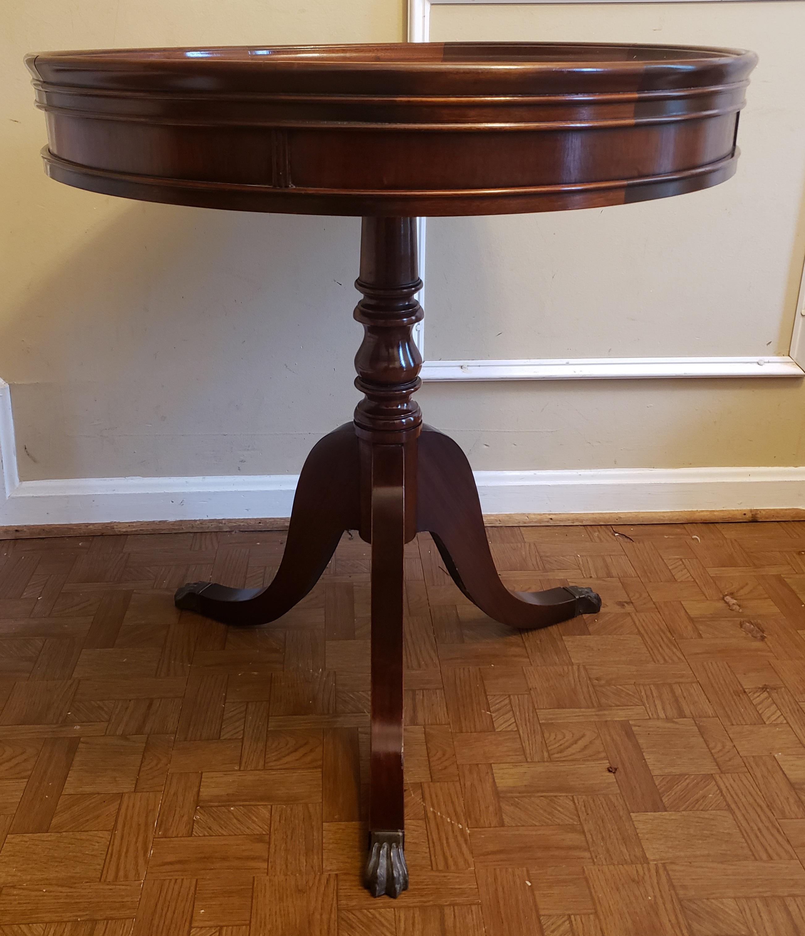 20th Century 1960s Regency Mahogany and Tooled Leather Stencil Pedestal Tea Drum Table For Sale