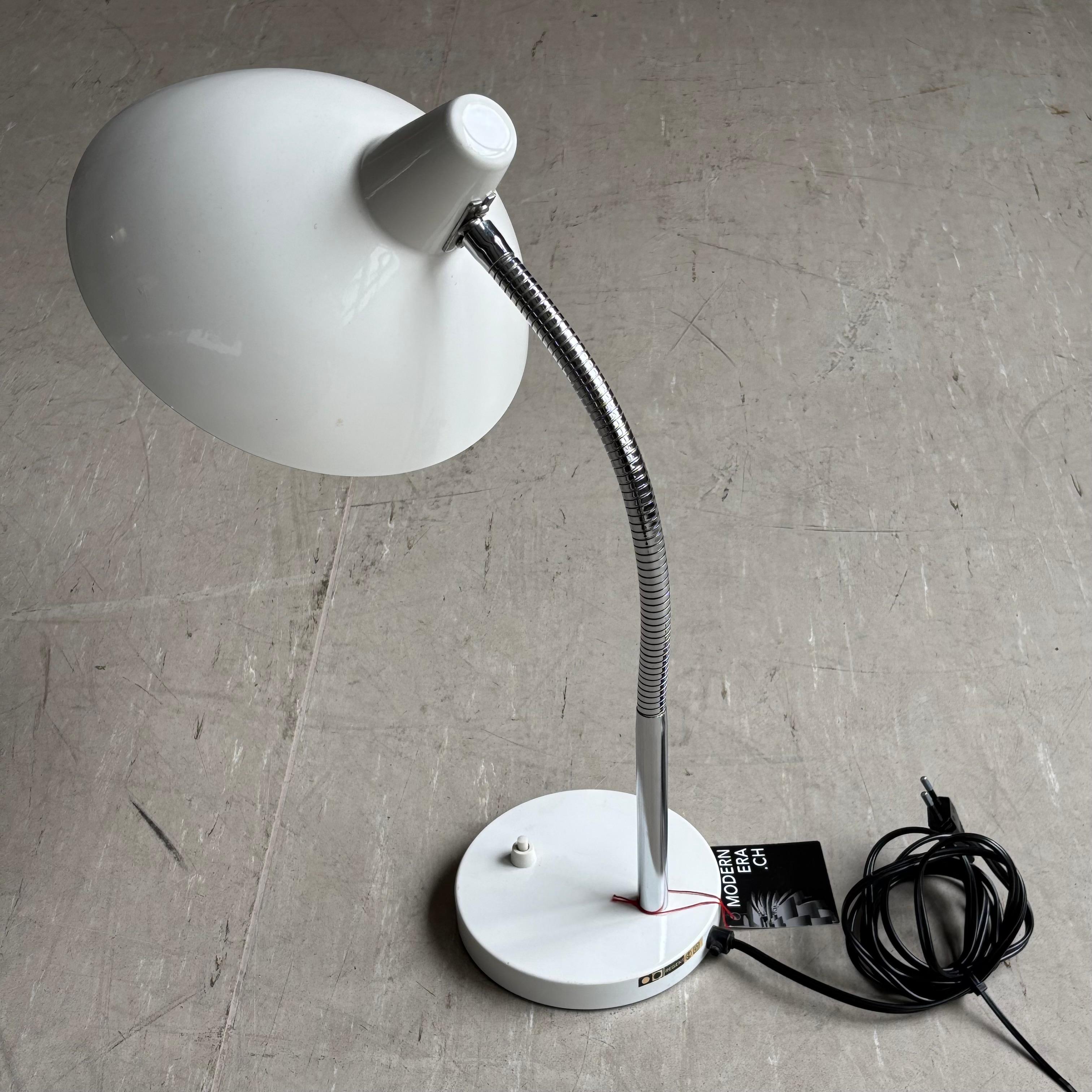 Lampada da tavolo Regent degli anni '60 (Svizzera) in vendita 7