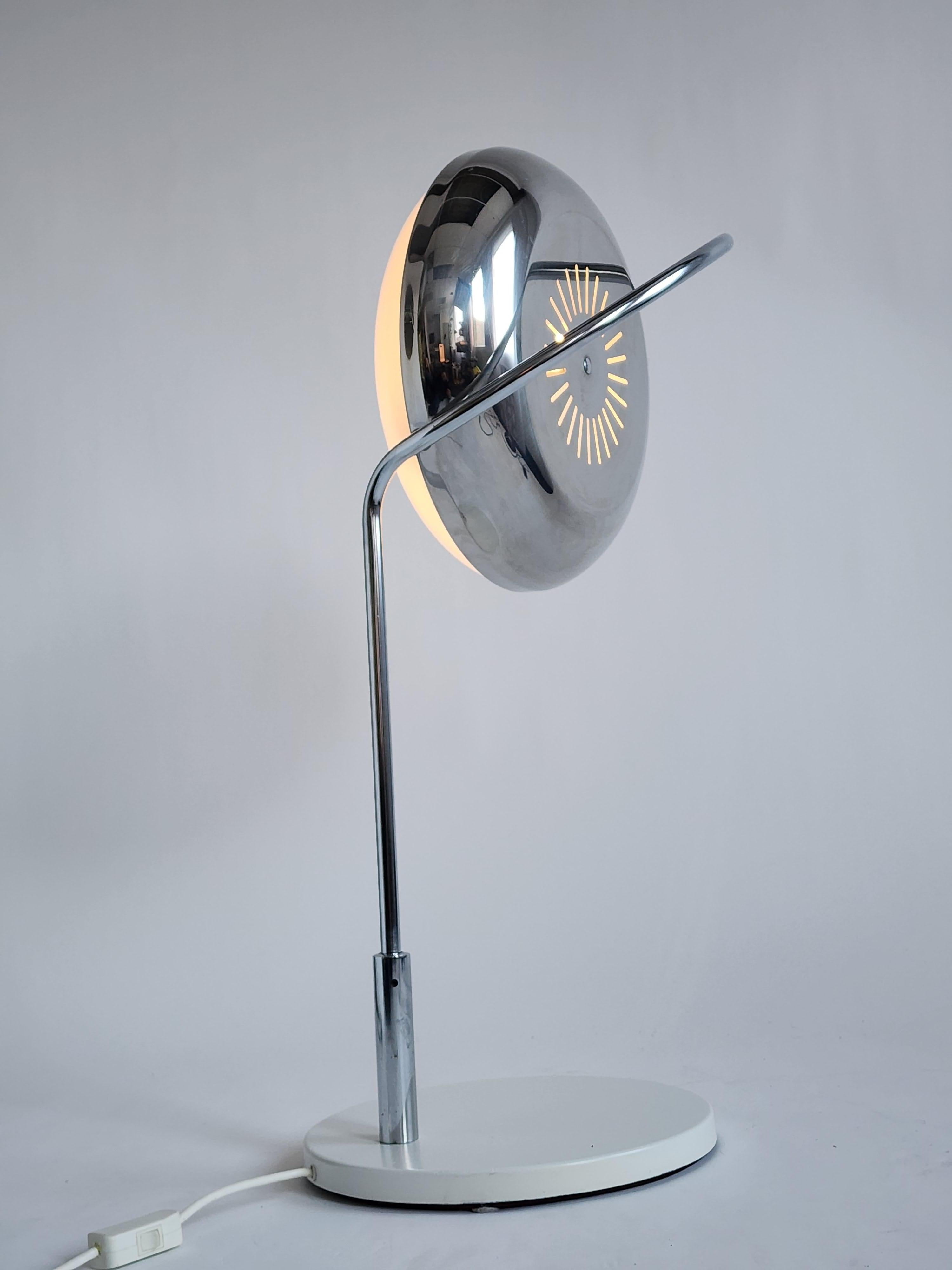 1960s Reggiani Massive 360 degree Flipping Shade Table Lamp , Italy For Sale 1