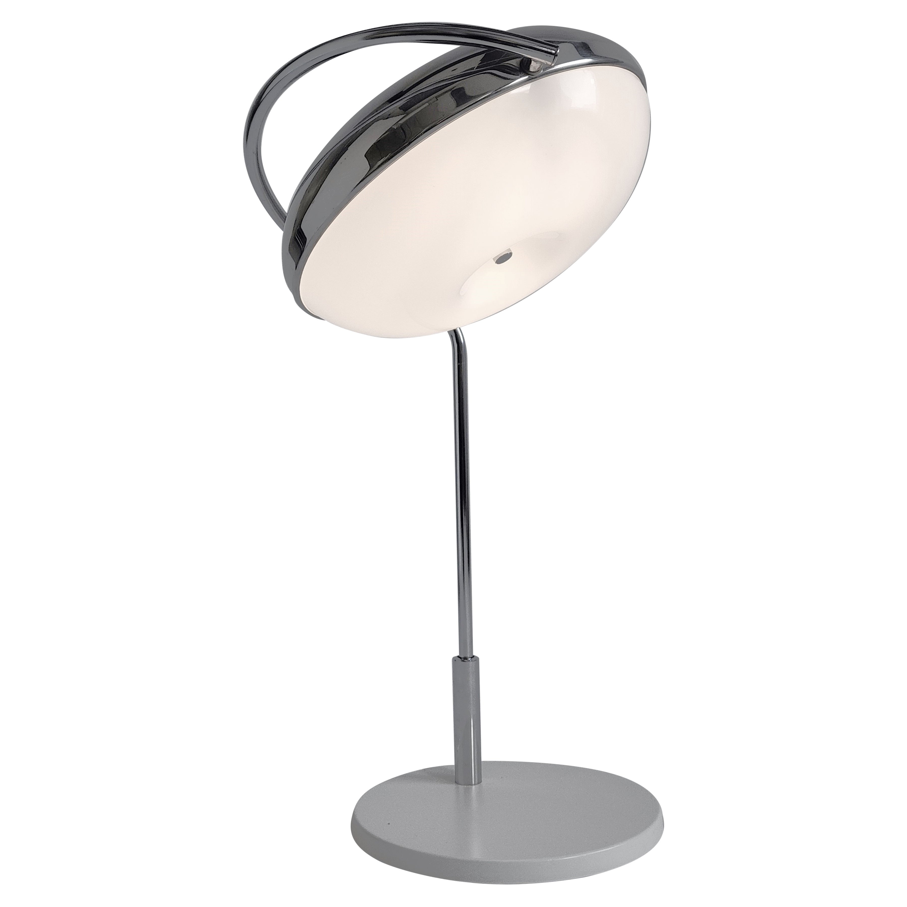 Lámpara de mesa Reggiani de los años 60 con pantalla abatible 360 grados , Italia