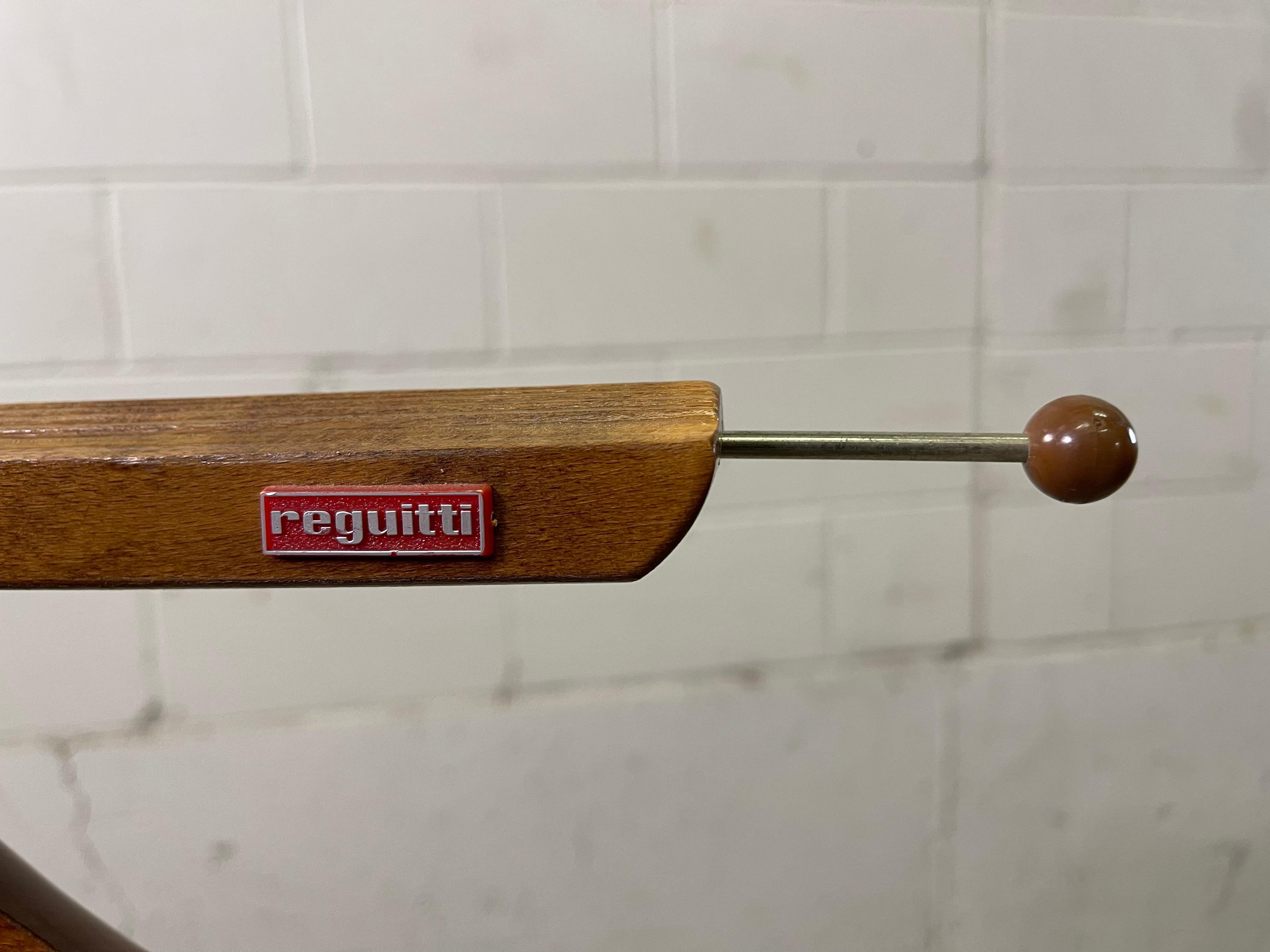 1960s Reguitti Italian Maple Wood Valet 2