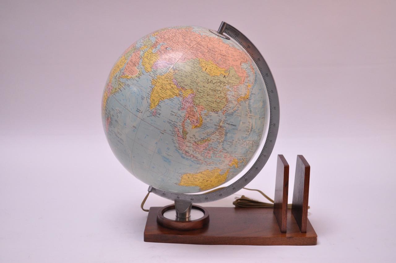 Mid-Century Modern 1960s Replogle 'Comprehensive' Illuminated Globe on Walnut Base For Sale