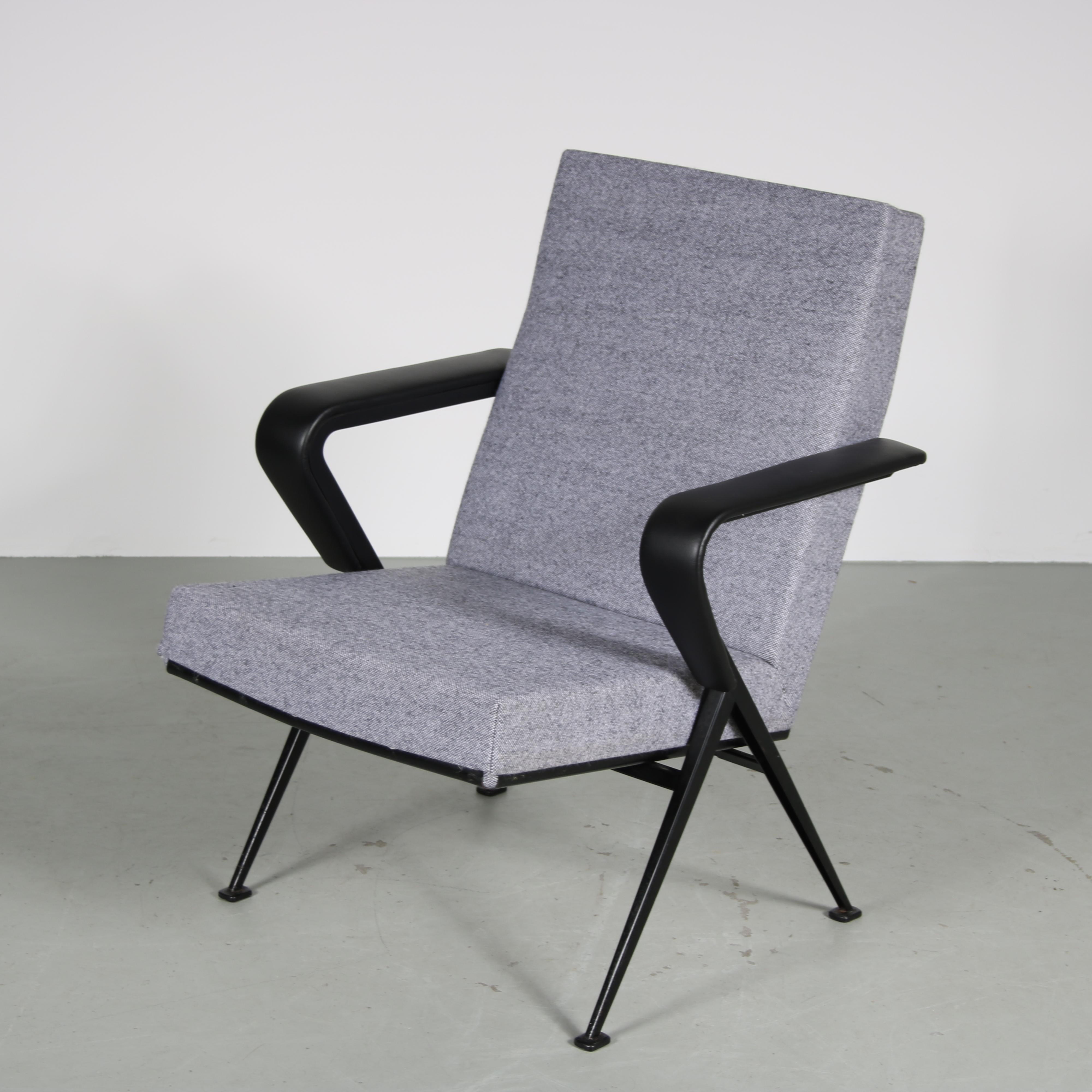 Repose-Stühle aus den 1960er Jahren von Friso Kramer für Ahrend de Cirkel, Niederlande (Niederländisch) im Angebot