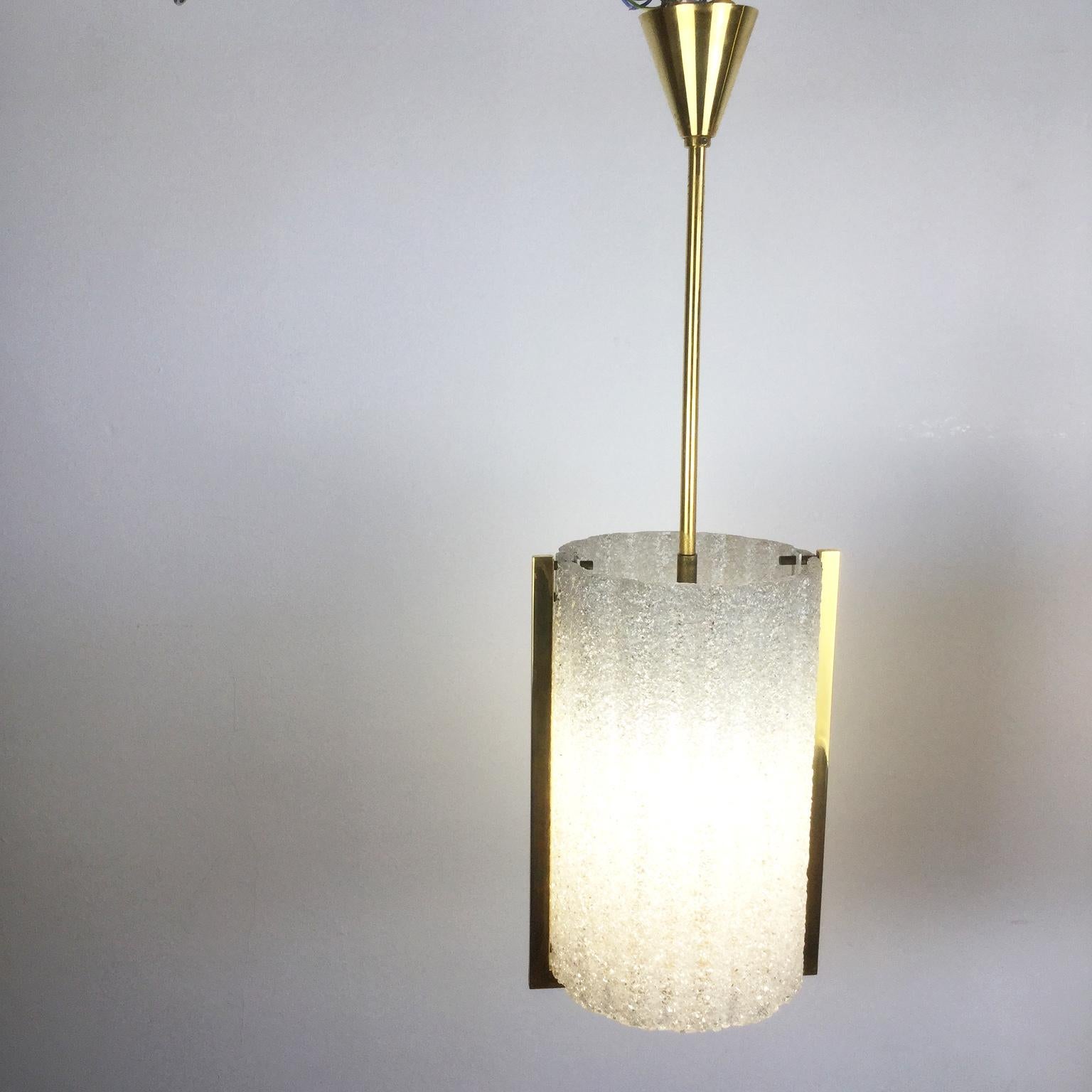 1960s Resin and Brass Pendant Ceiling Lights, Set of 4 For Sale 2