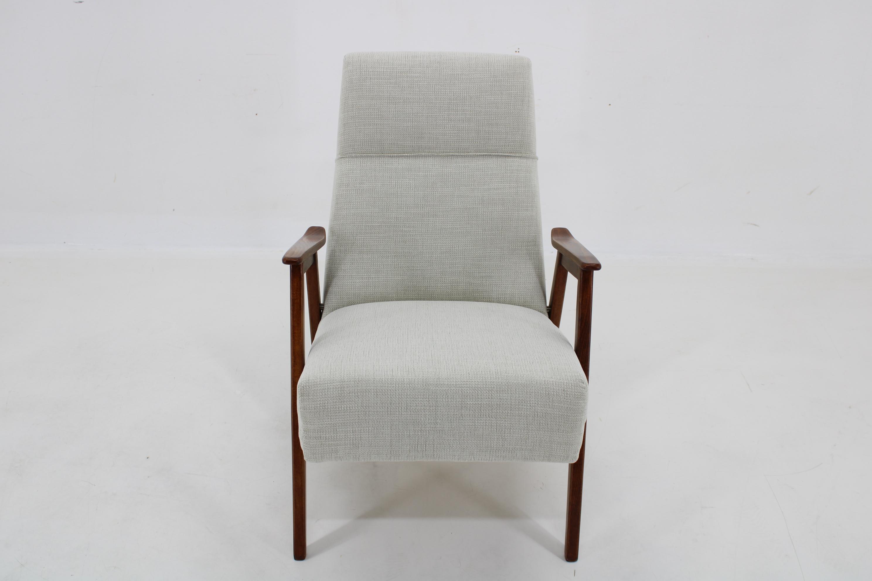 - carefully refurbished 
- newly upholstered 
- high of seat 44 cm