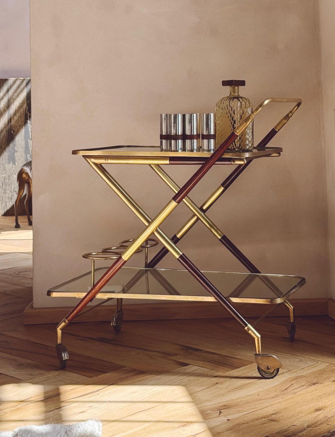 Mid-20th Century 1960s Restored Cesare Lacca Drinks Trolley For Sale