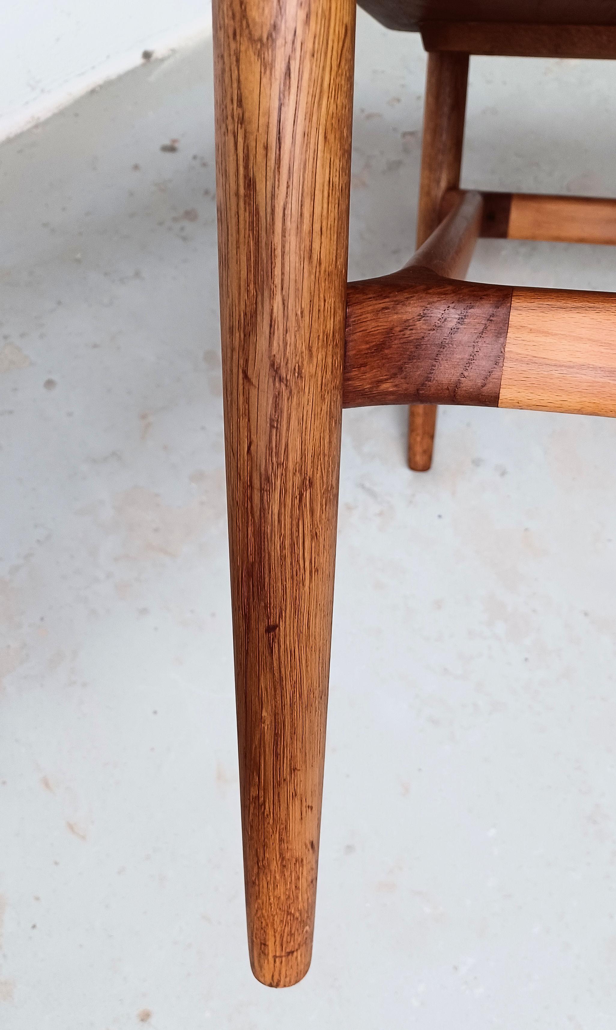 Tavolino da caffè danese Kurt Ostervig in teak degli anni '60 restaurato e in ottime condizioni in vendita 1