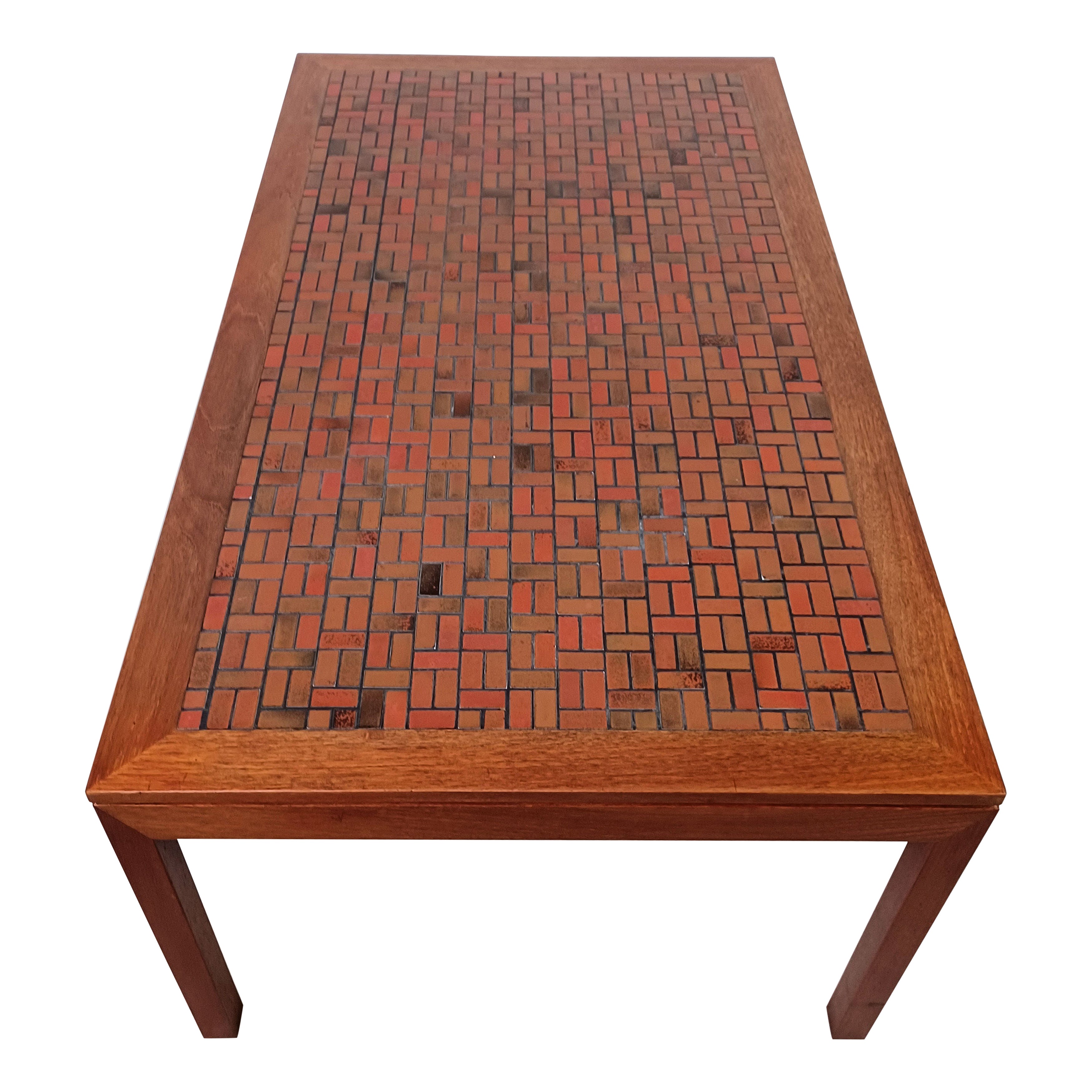 Mesa baja de teca danesa de los años 60 restaurada con azulejos en venta