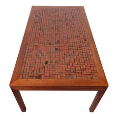 Mesa baja de teca danesa de los años 60 restaurada con azulejos